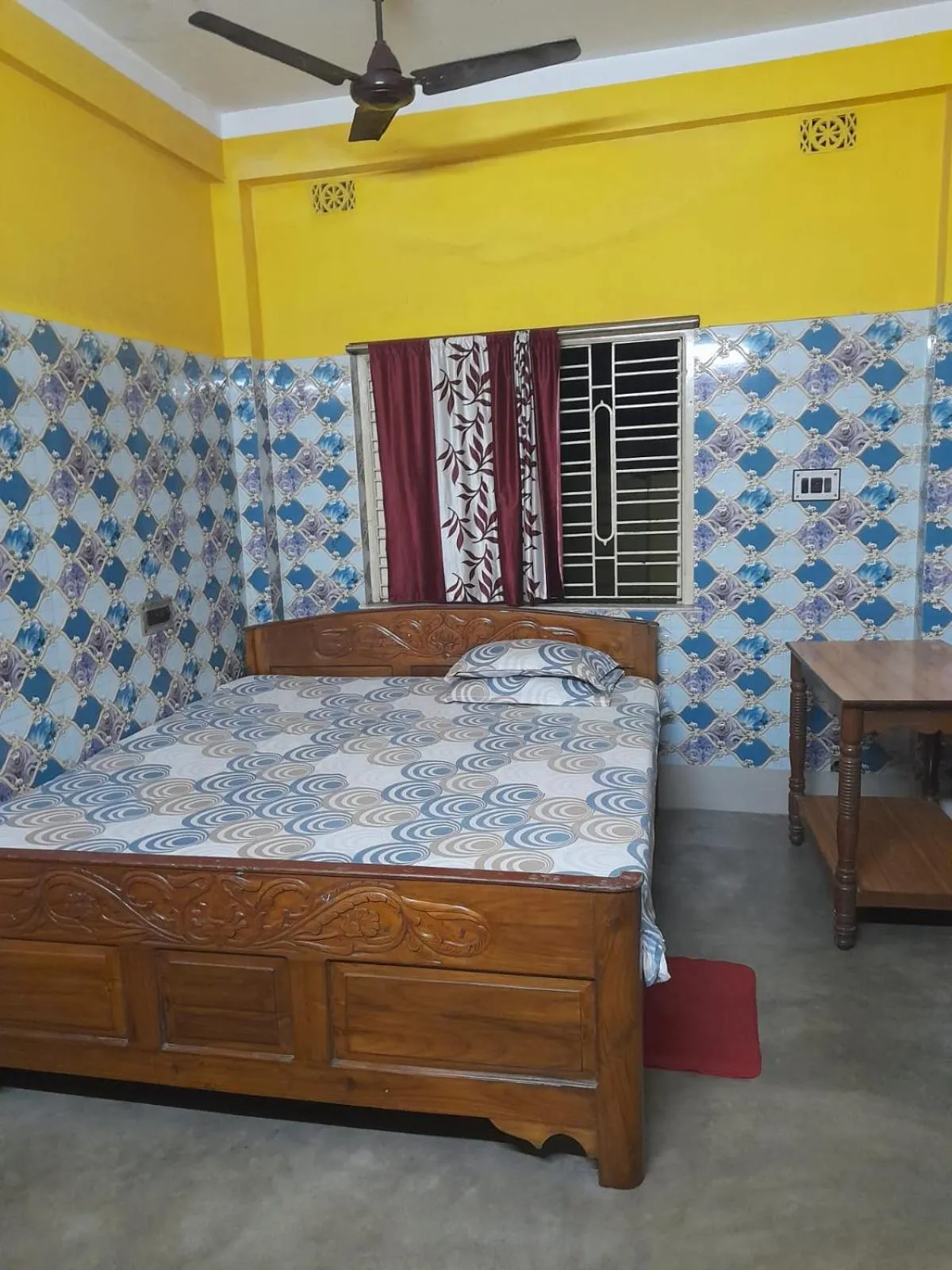 Bed in Jagannath Guest House