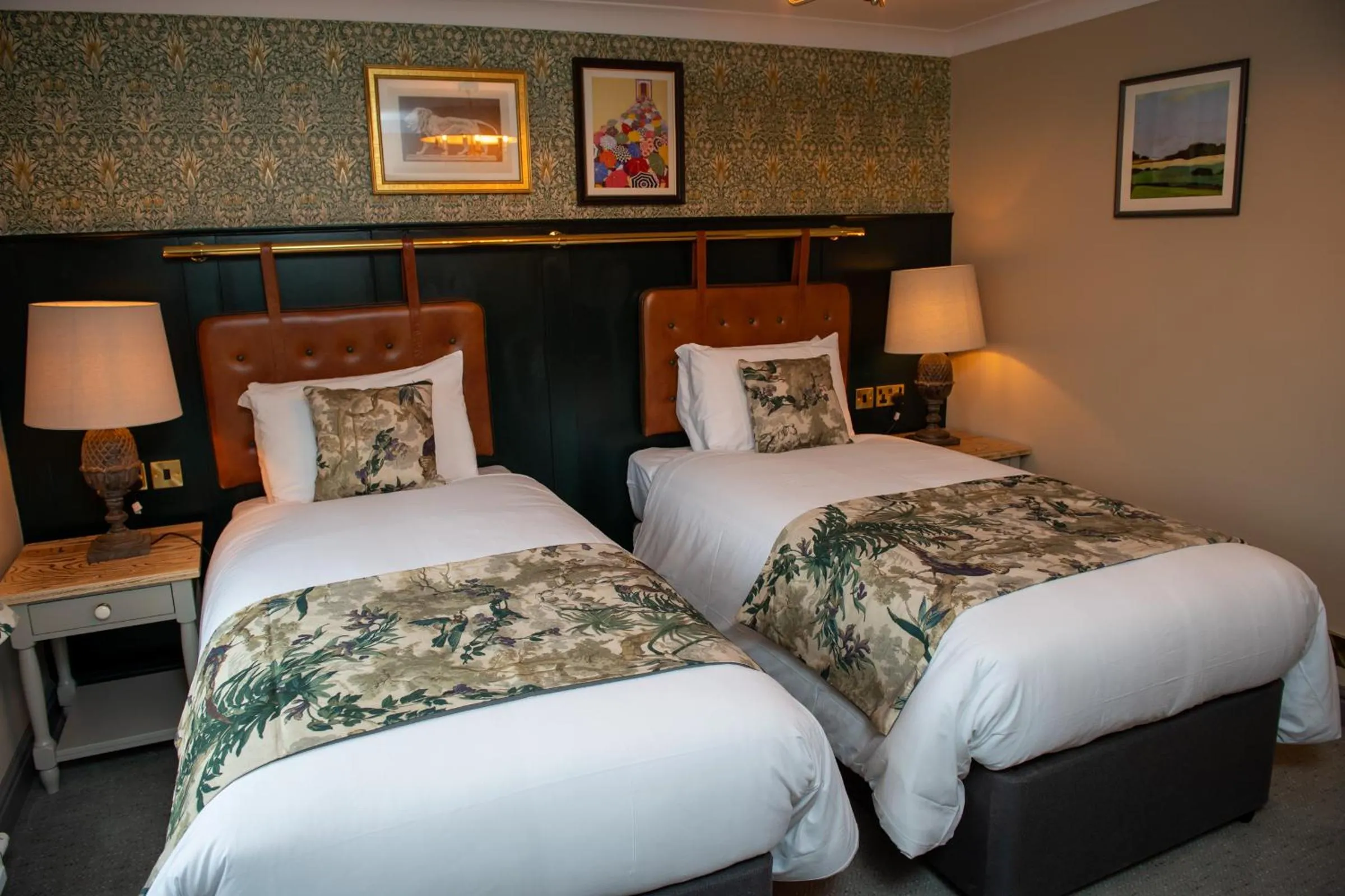 Bedroom, Bed in The Red Lion Inn by Chef & Brewer Collection