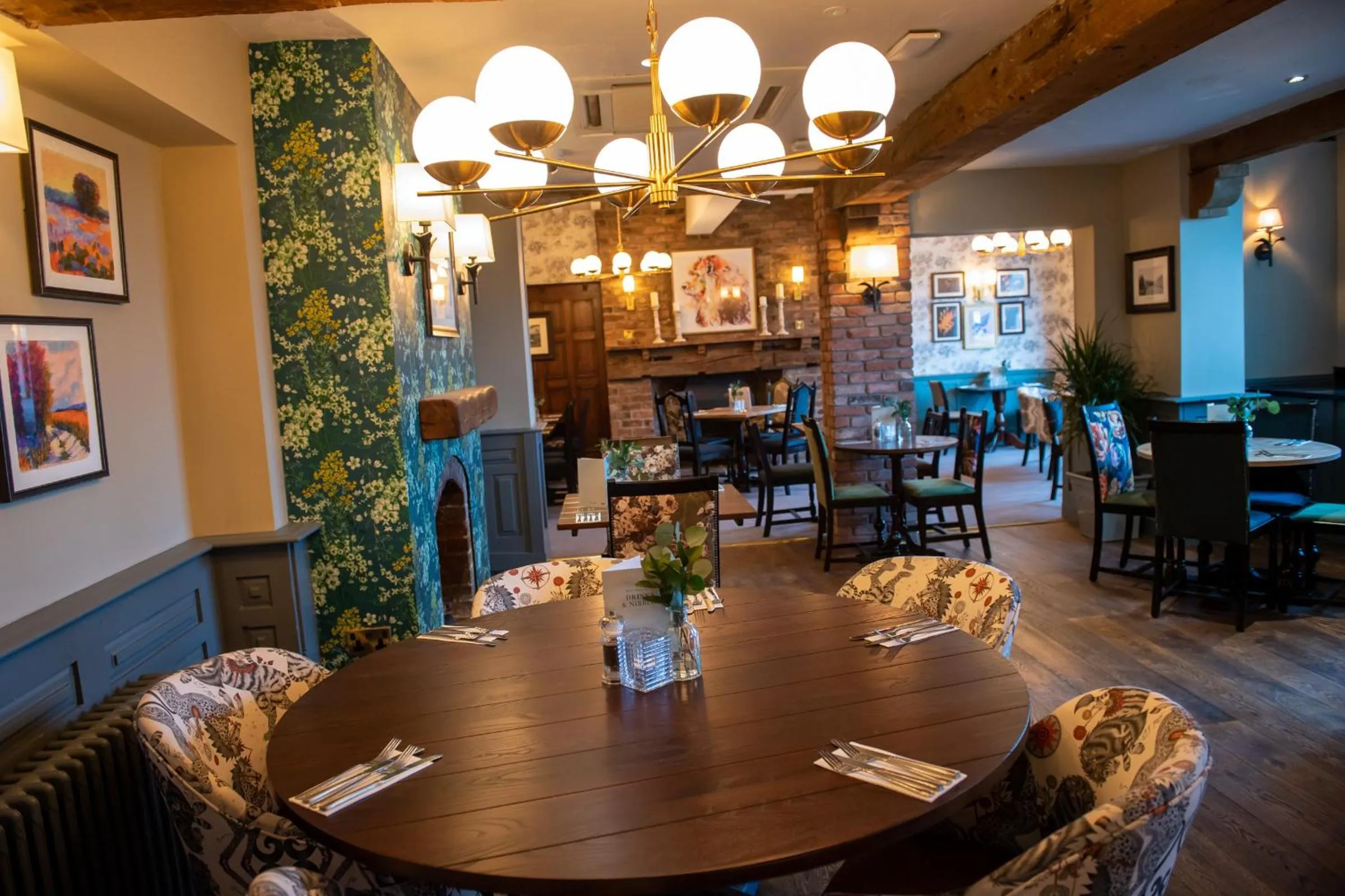 Restaurant/places to eat in The Red Lion Inn by Chef & Brewer Collection