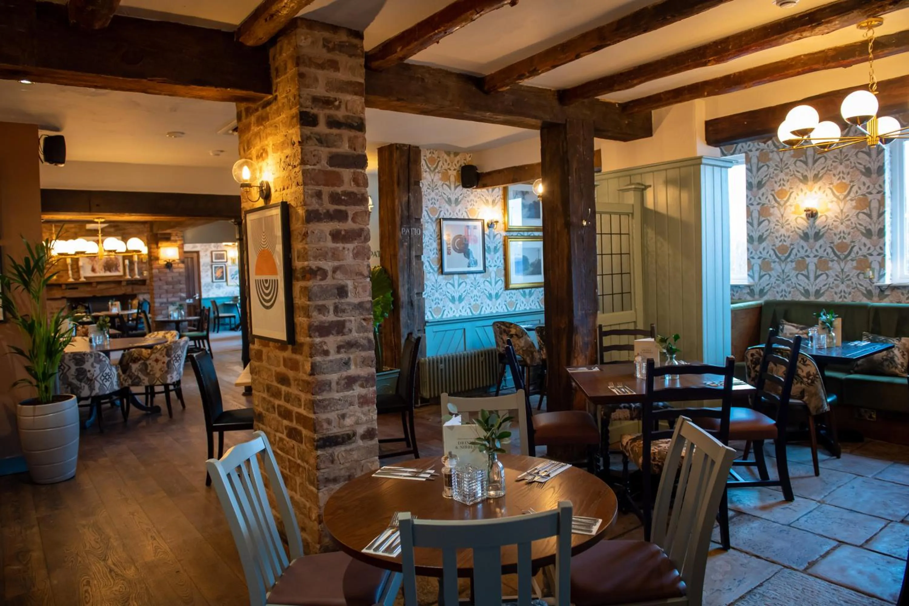 Restaurant/places to eat in The Red Lion Inn by Chef & Brewer Collection