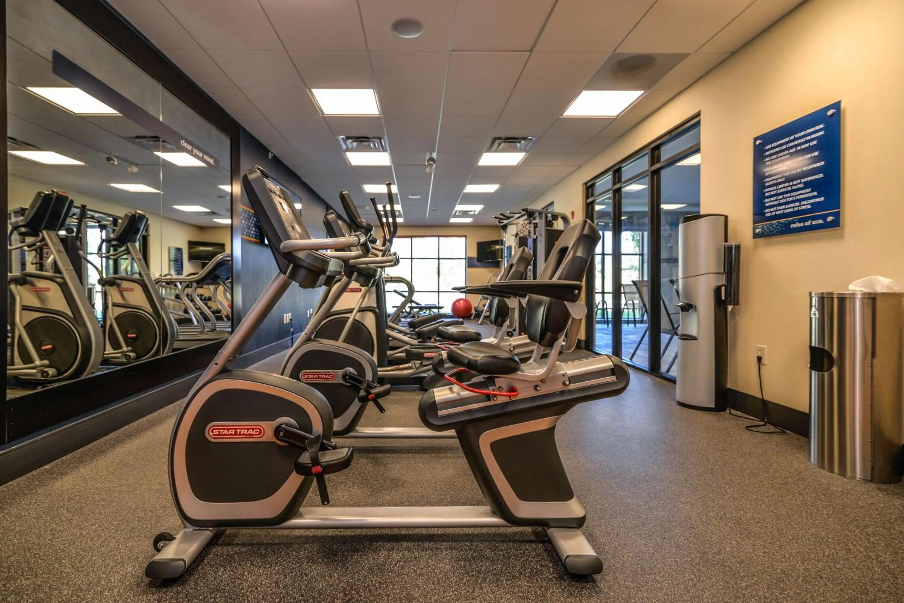 Fitness centre/facilities in Hampton Inn Brighton Mi
