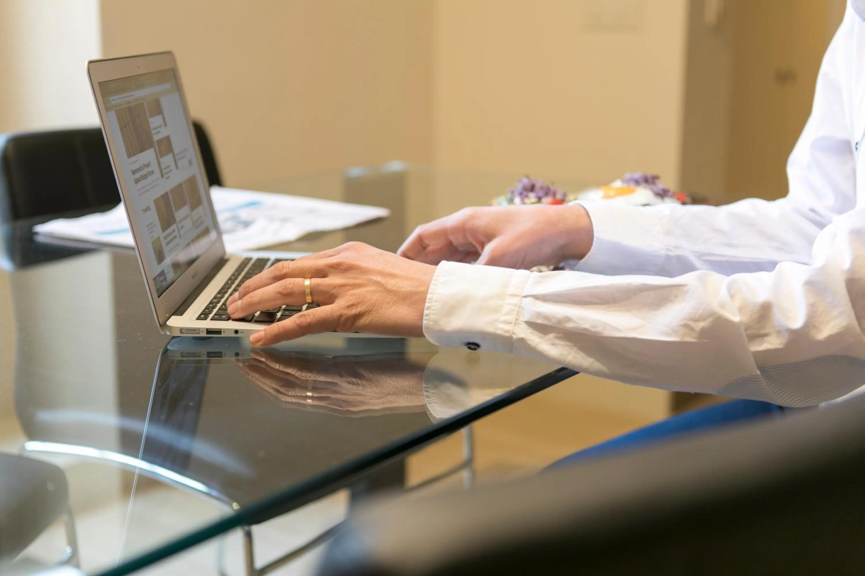 Business facilities in Bravissimo Cort Reial-2A