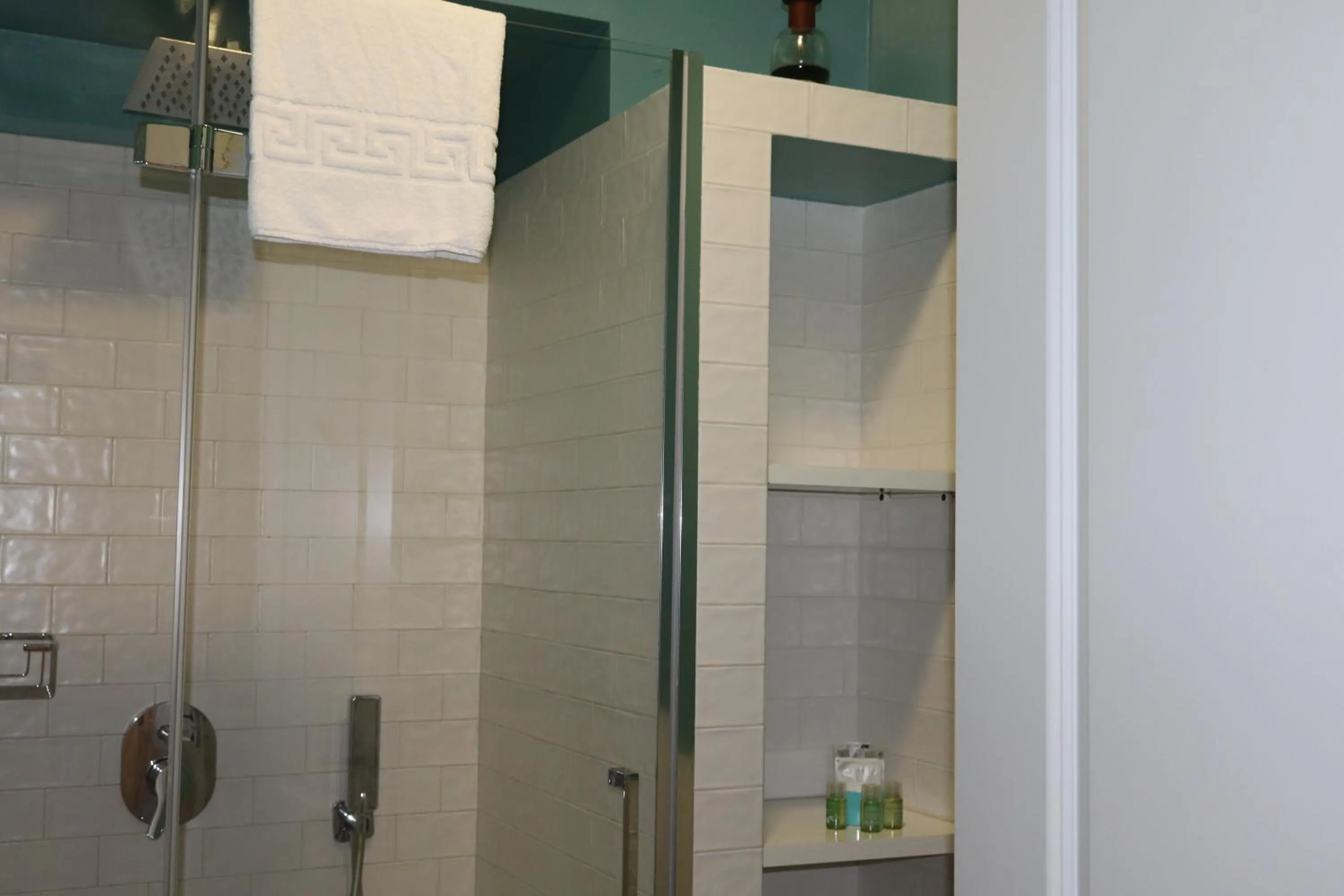 Shower in Residenza Roma Imperiale