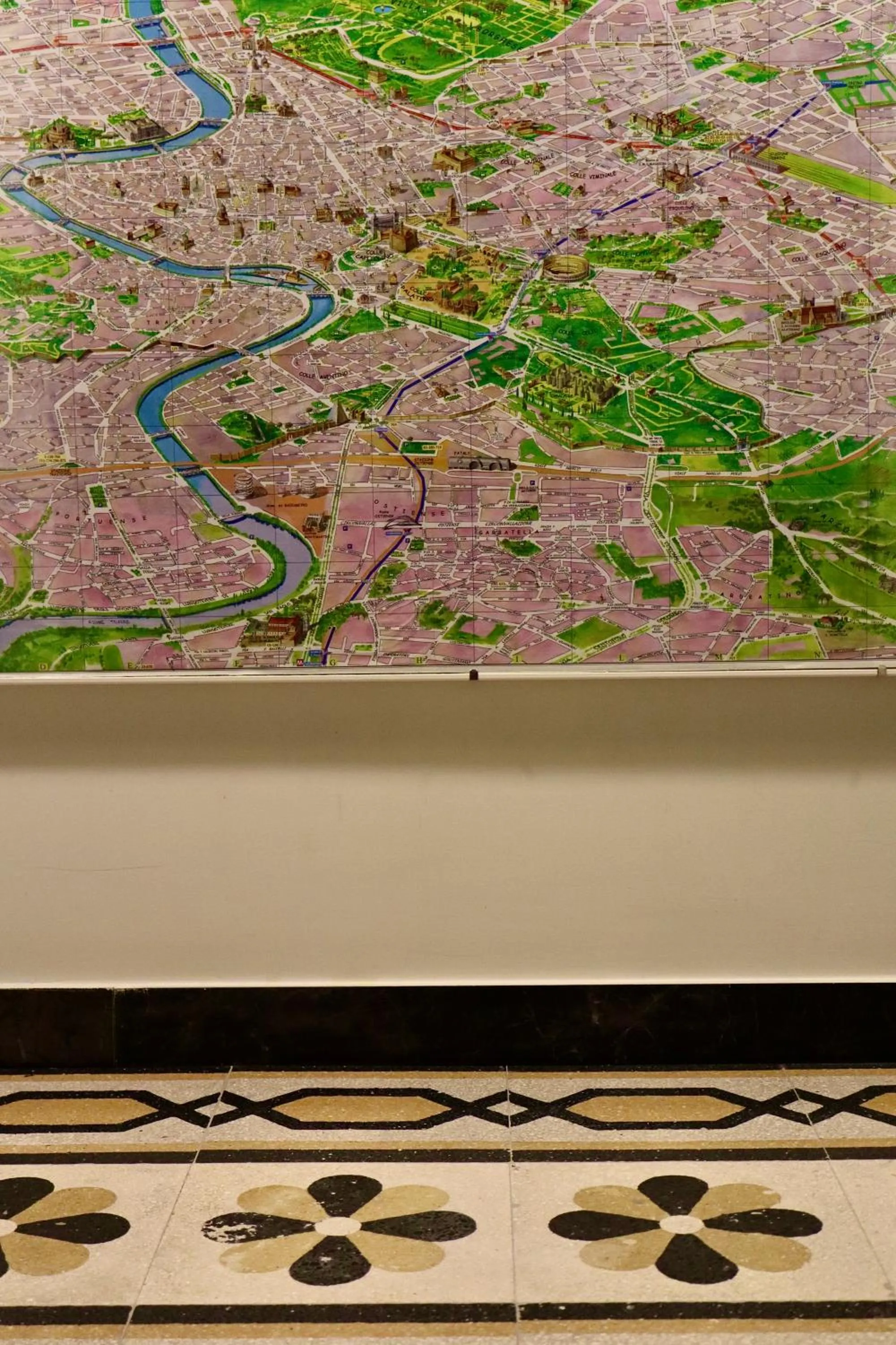 Decorative detail in Residenza Roma Imperiale