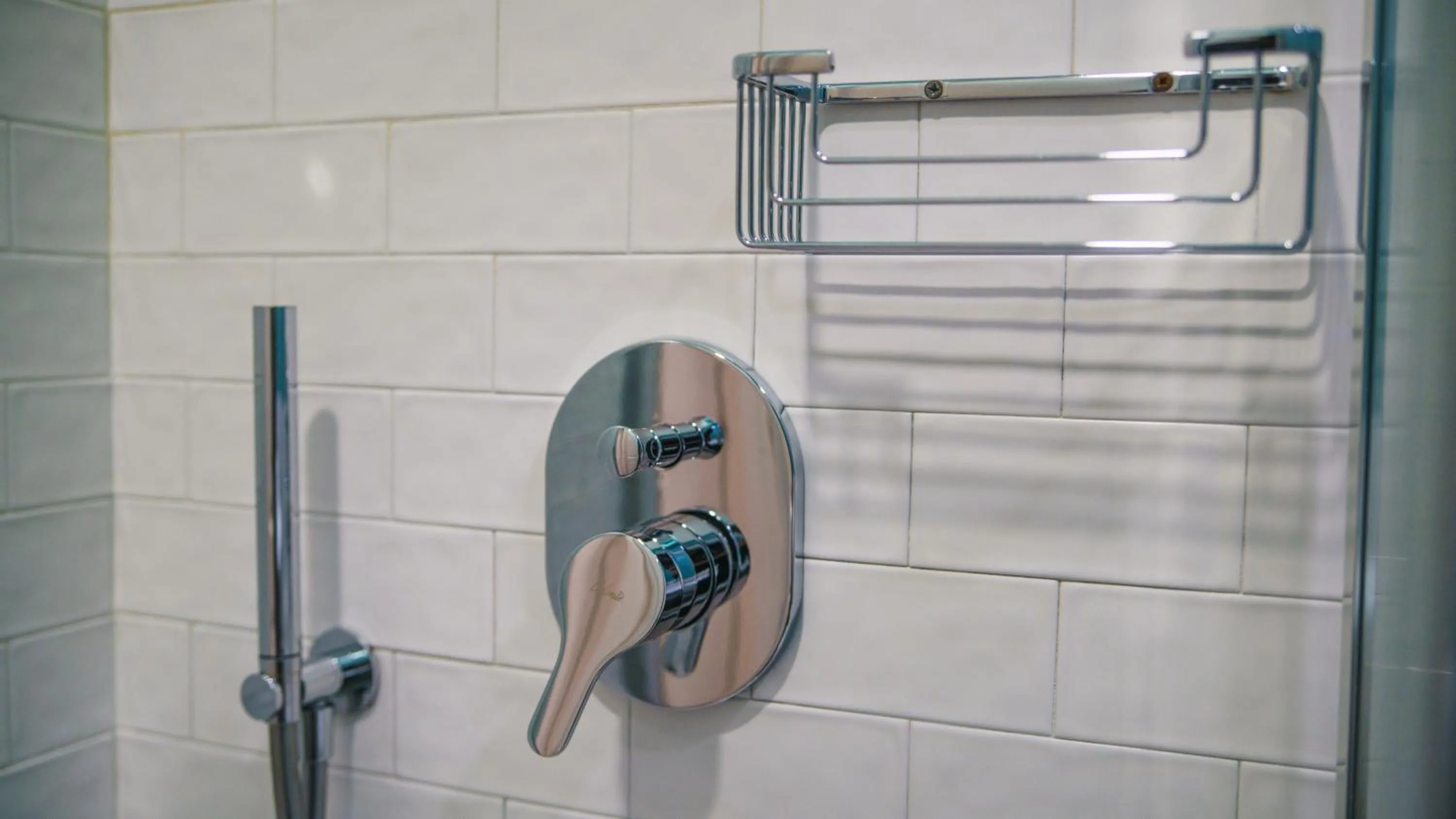 Shower in Residenza Roma Imperiale