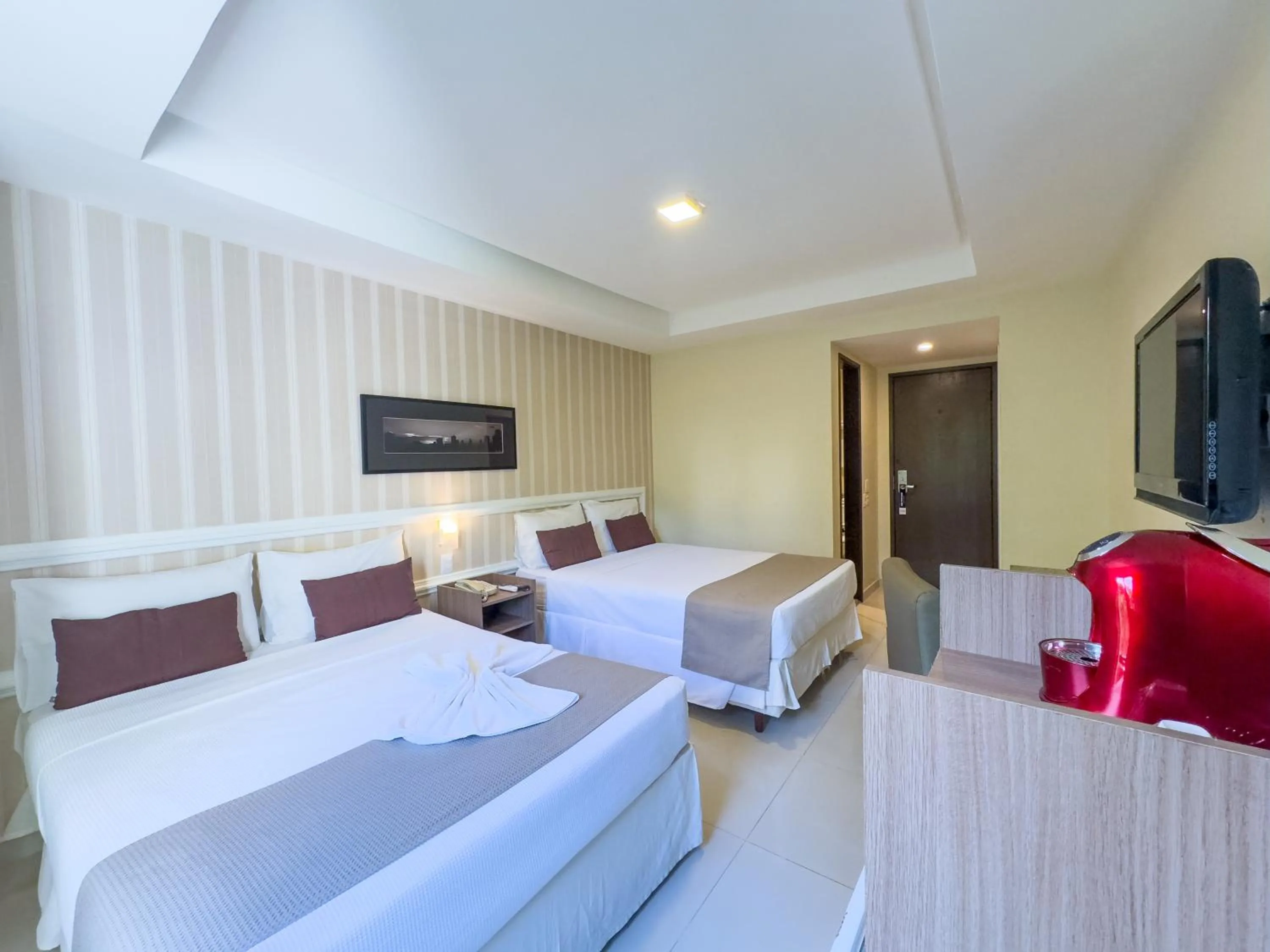 Bed in Arituba Park Hotel