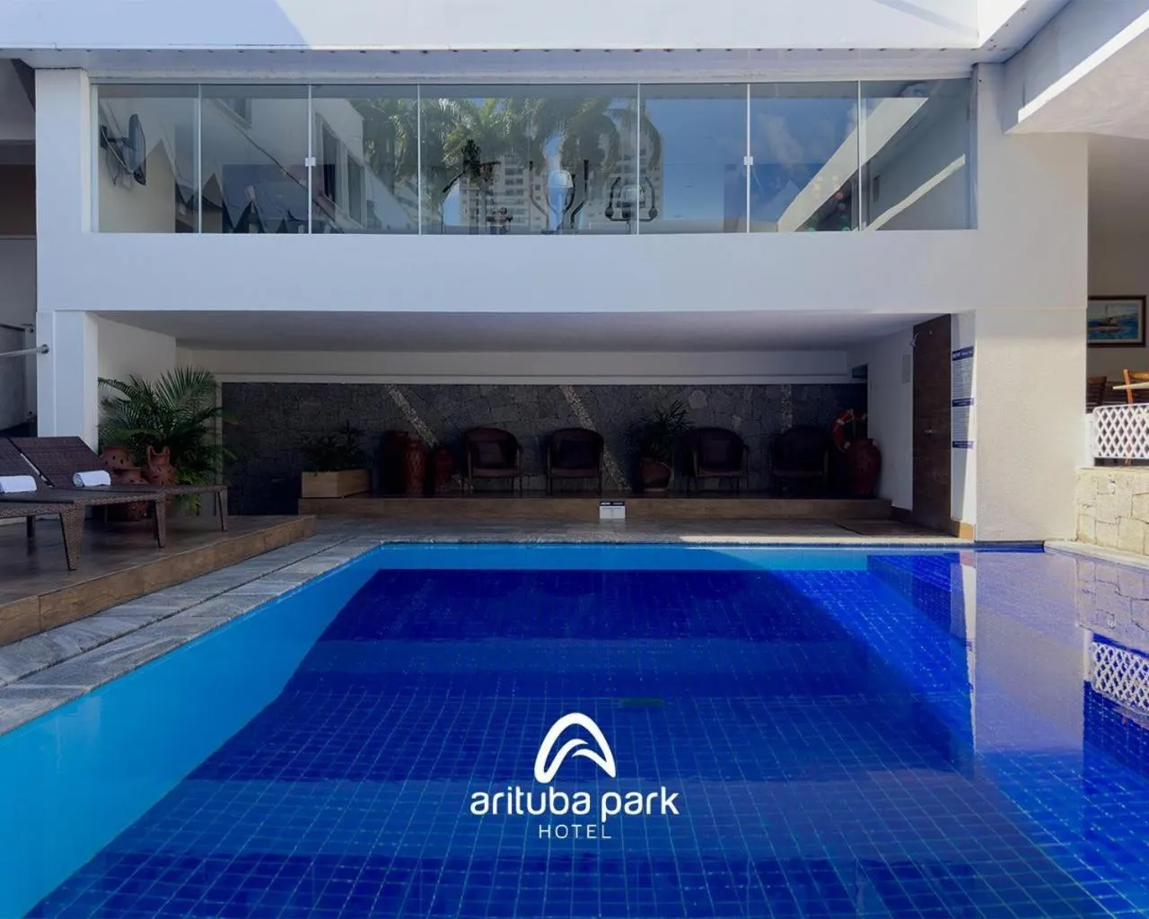Swimming pool in Arituba Park Hotel