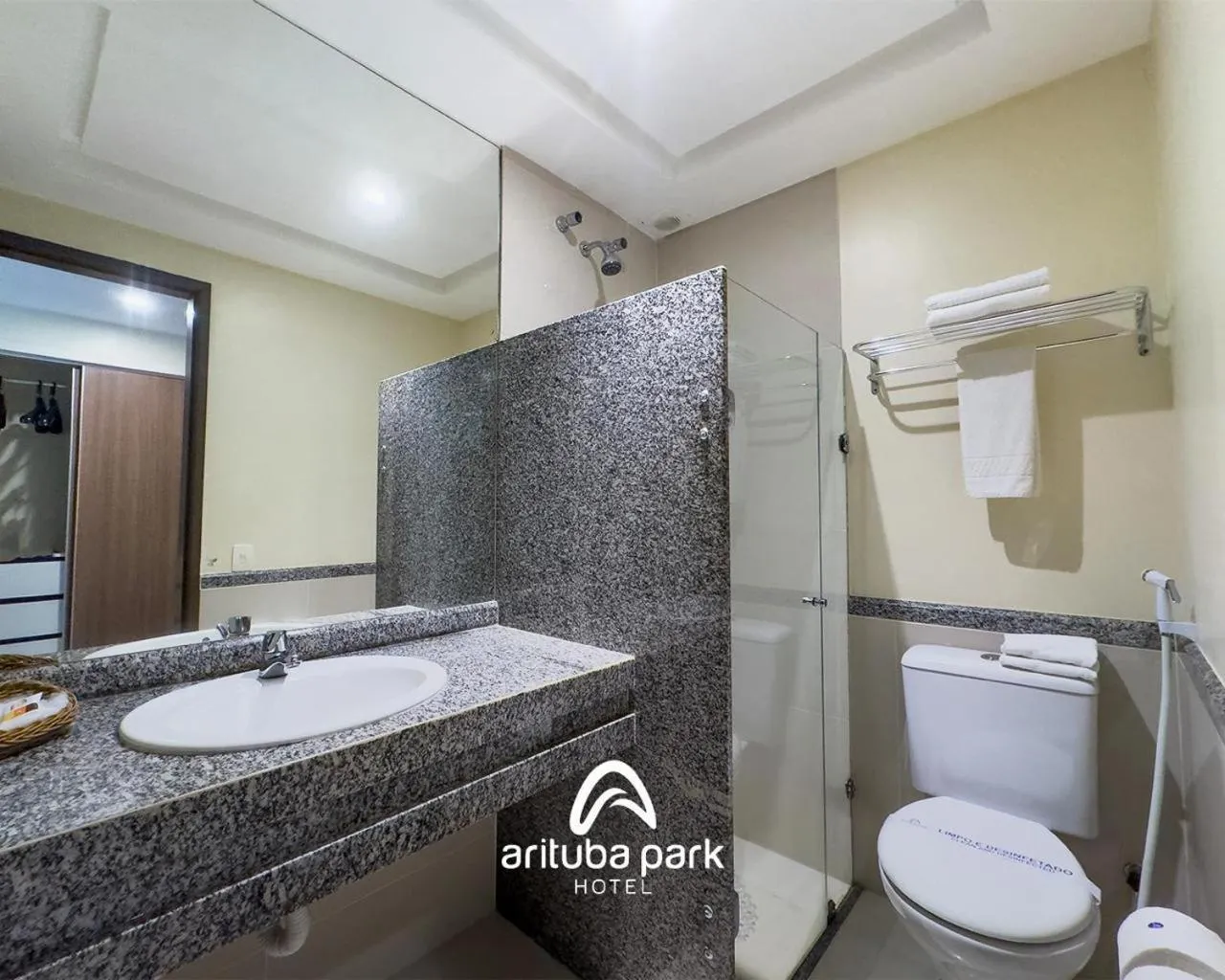 Bedroom in Arituba Park Hotel