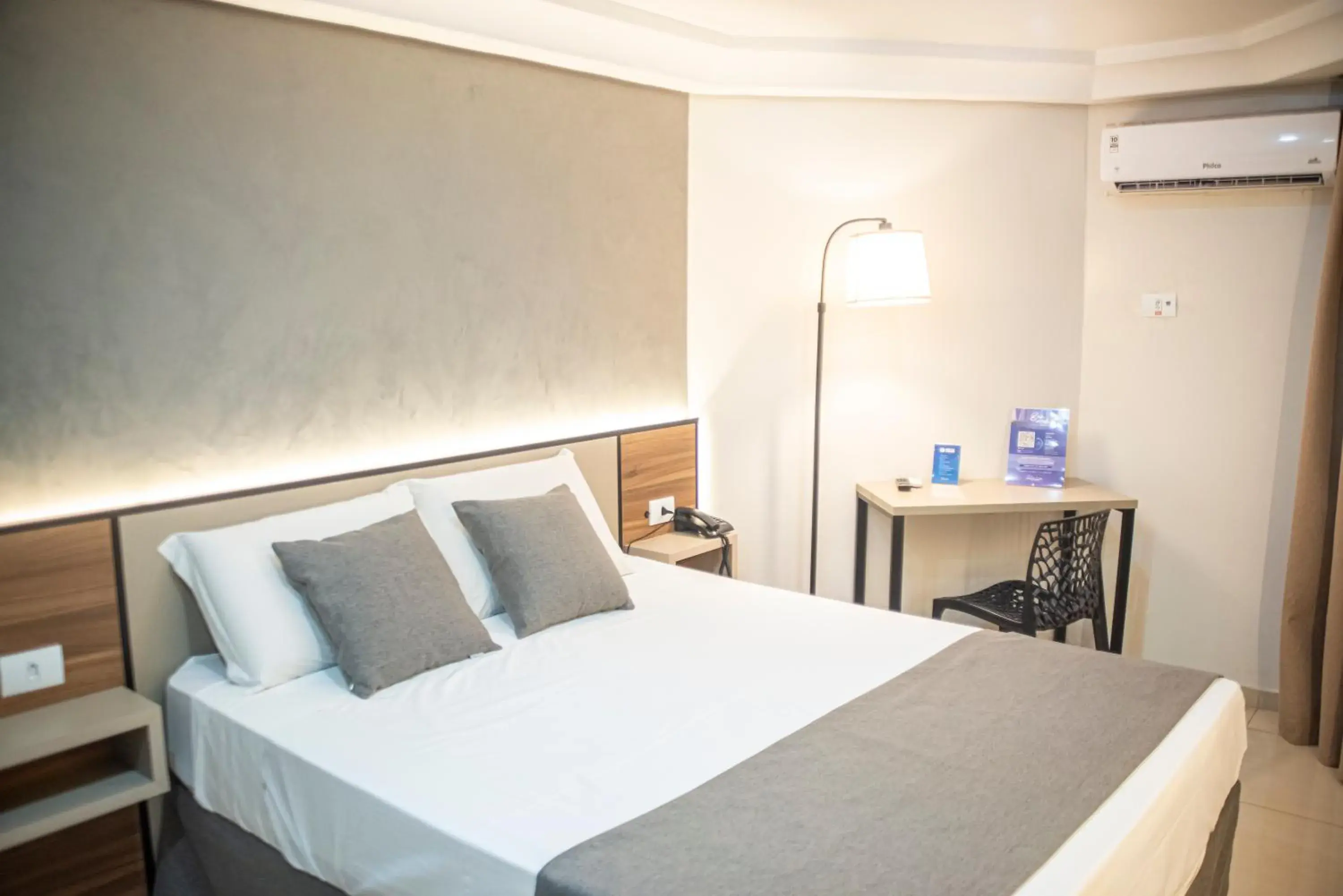 Standard Double Room - single occupancy in Hotel Portinari Centro Standard Double Room - single occupancy in Hotel Portinari Centro