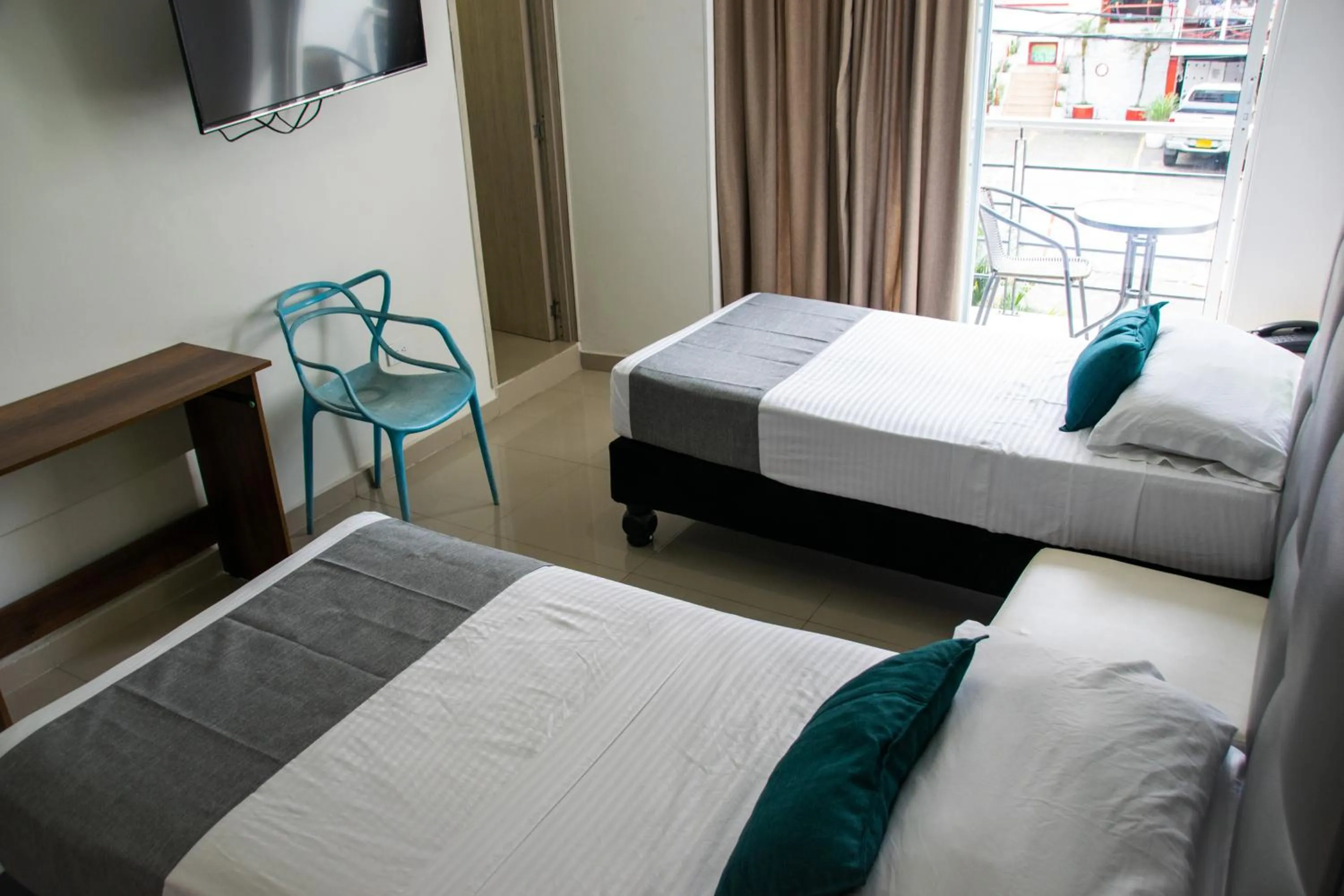 Bed in Hotel Granada Loft