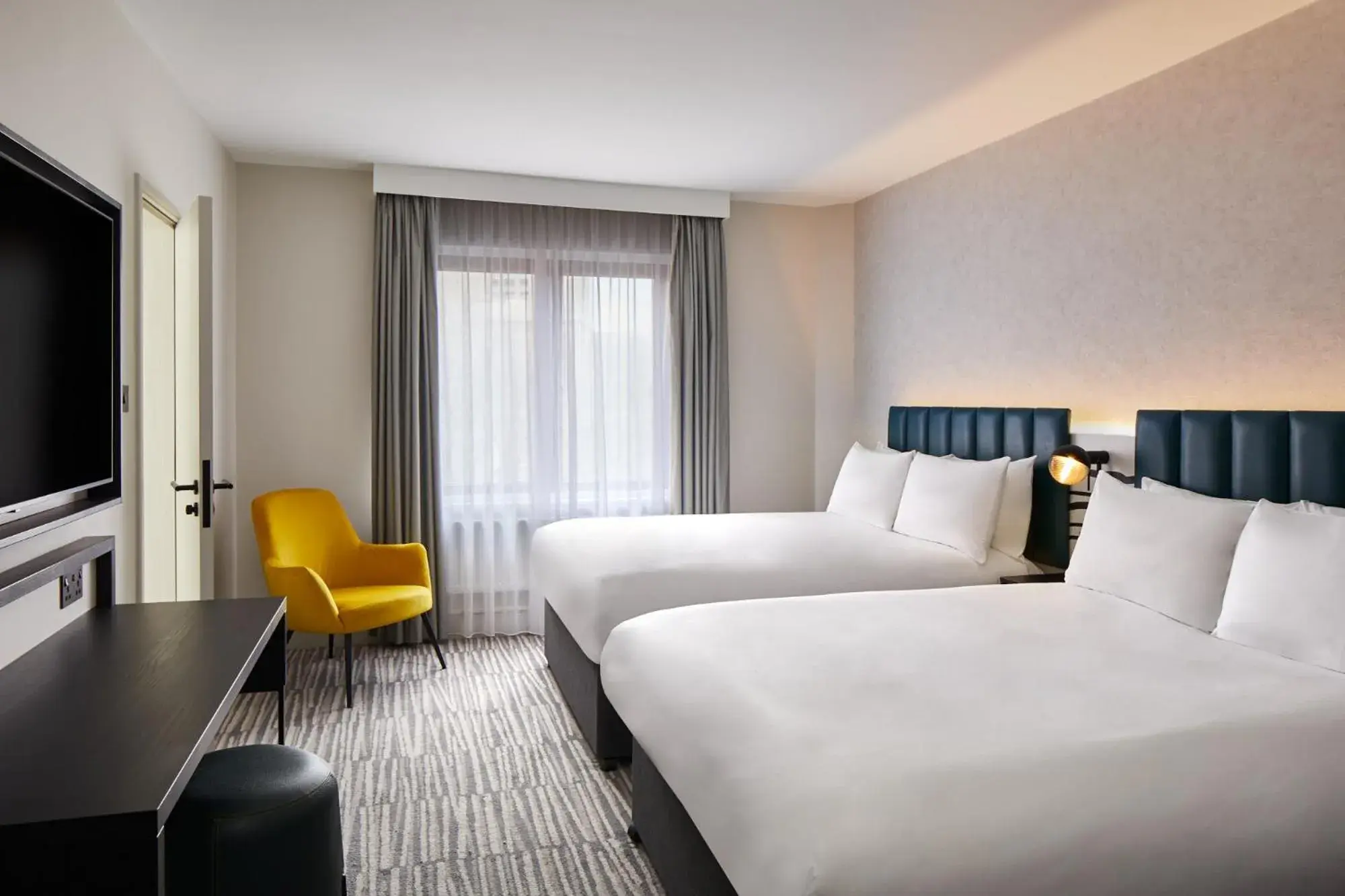 Double Room with Extra Bed in Leonardo Hotel Dublin Christchurch Double Room with Extra Bed in Leonardo Hotel Dublin Christchurch