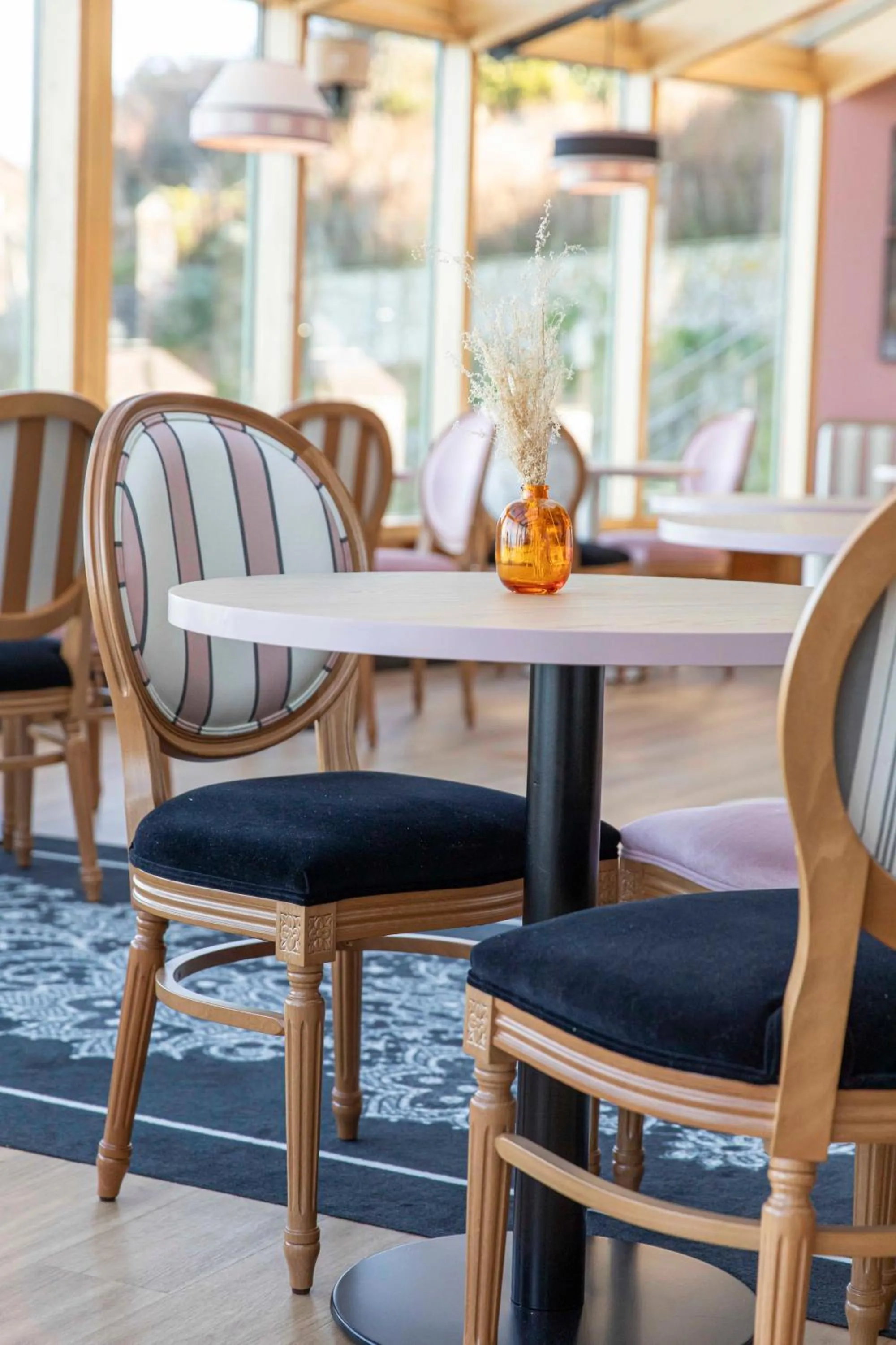 Restaurant/places to eat in Mercure Granville Le Grand Large