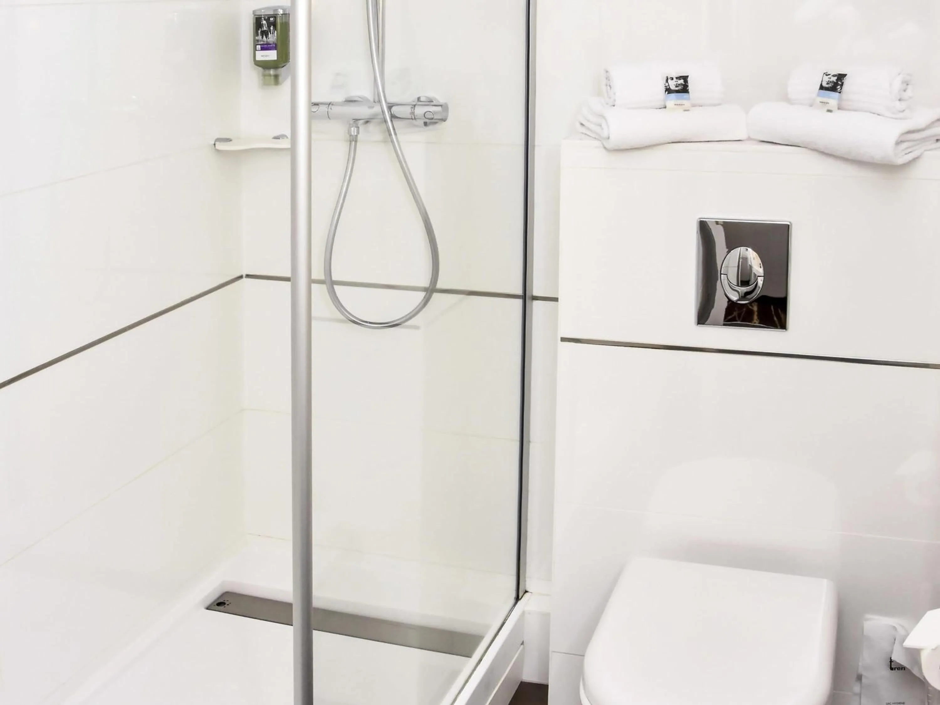 Bedroom in Mercure Granville Le Grand Large