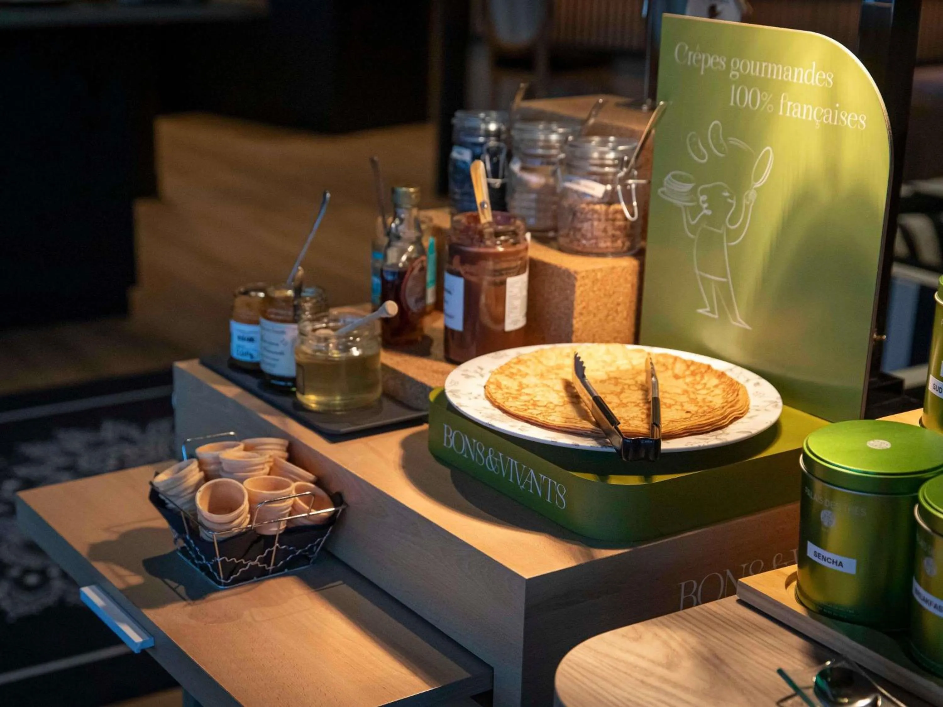 Breakfast in Mercure Granville Le Grand Large