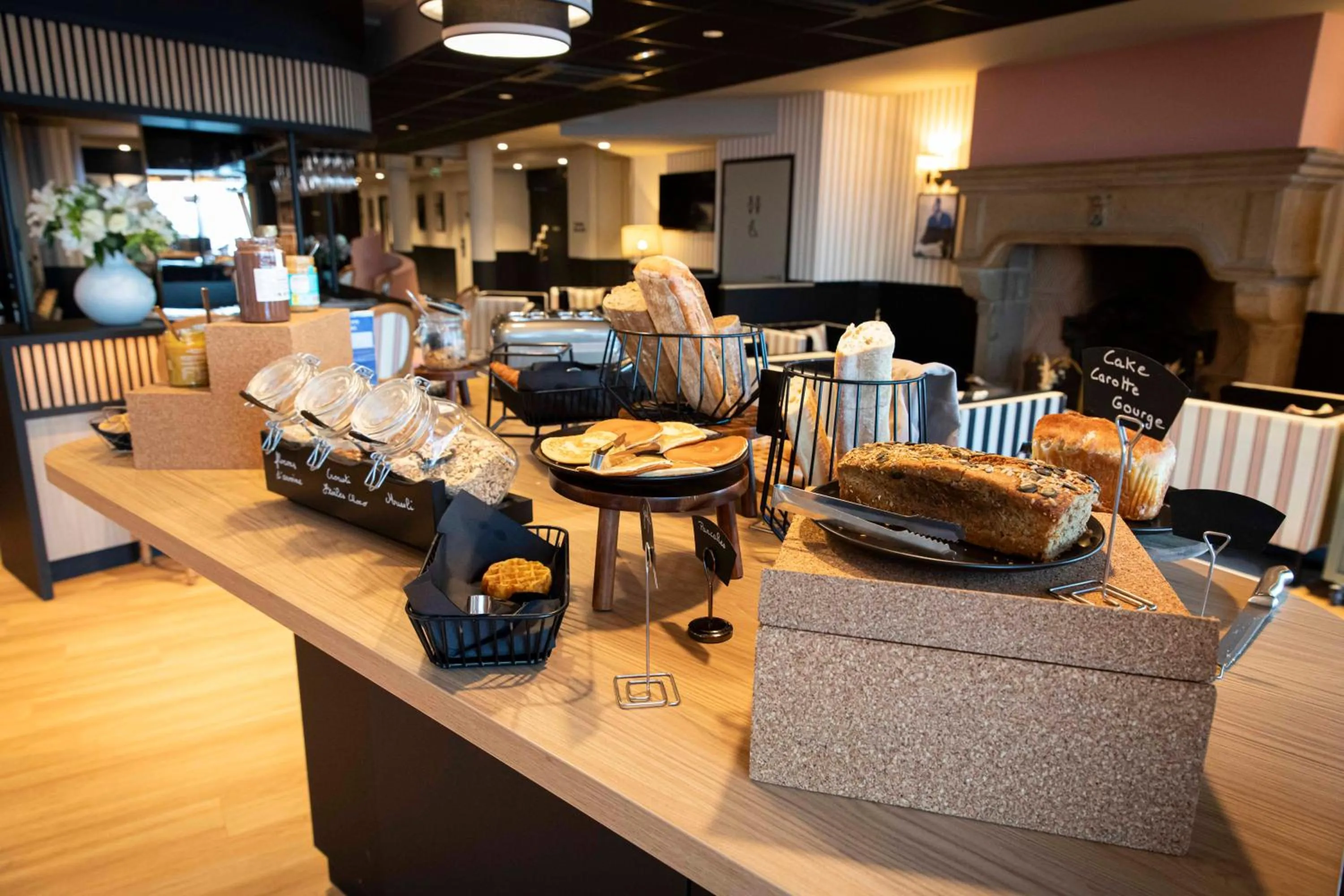 Breakfast in Mercure Granville Le Grand Large