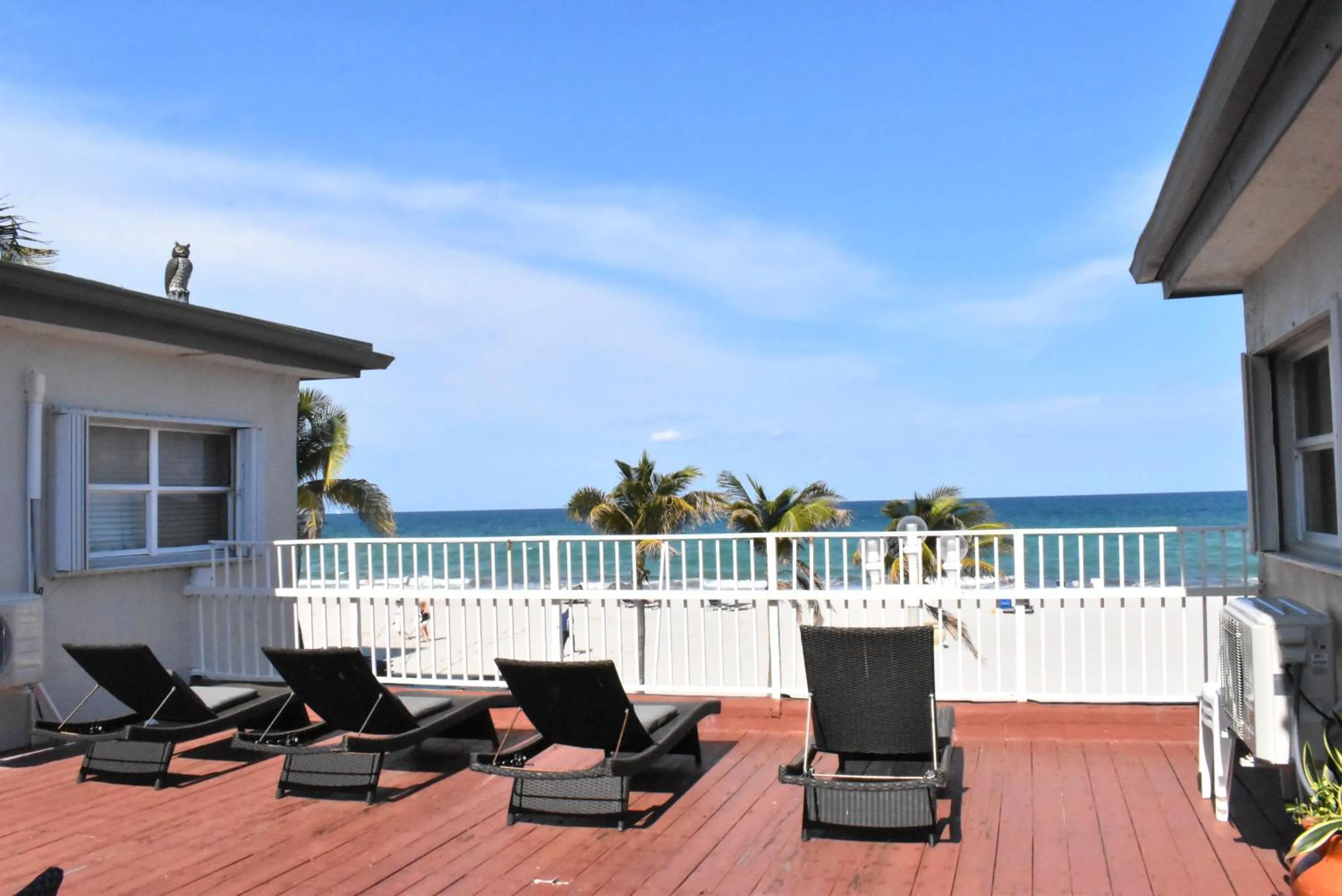 Property building in Golden Sand Oceanfront