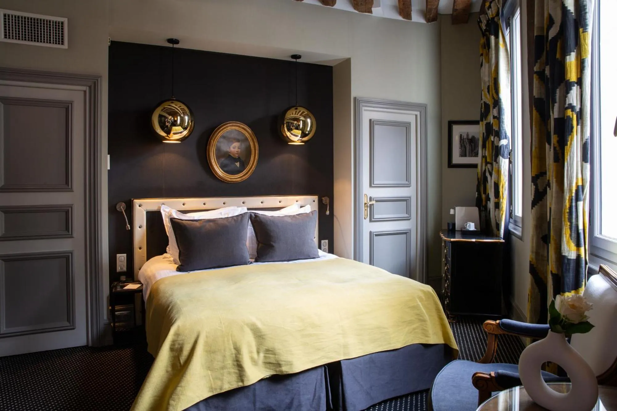 Bedroom, Bed in Hôtel Le Relais Saint-Germain