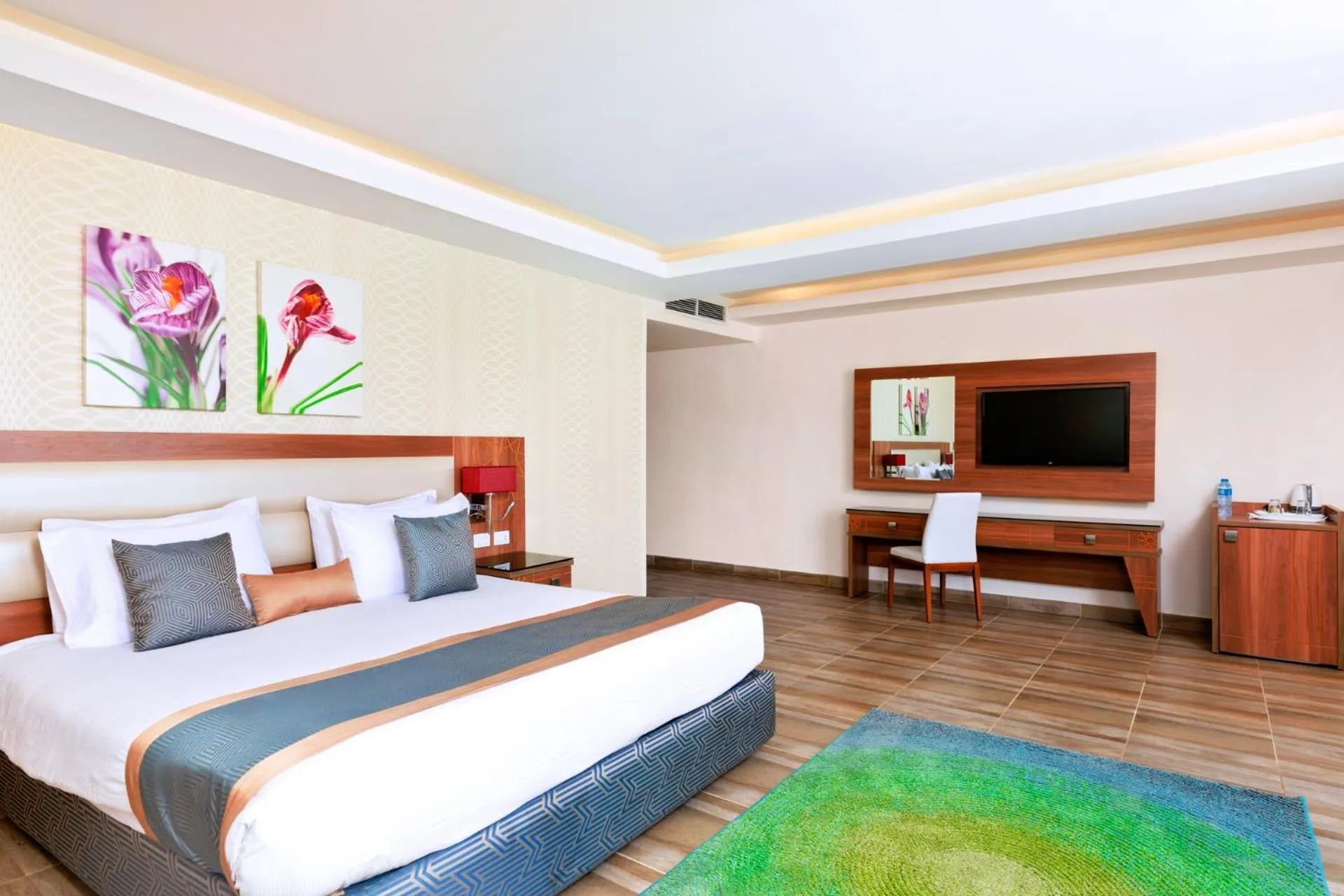 Bedroom, Bed in Pickalbatros Aqua Park Sharm El Sheikh