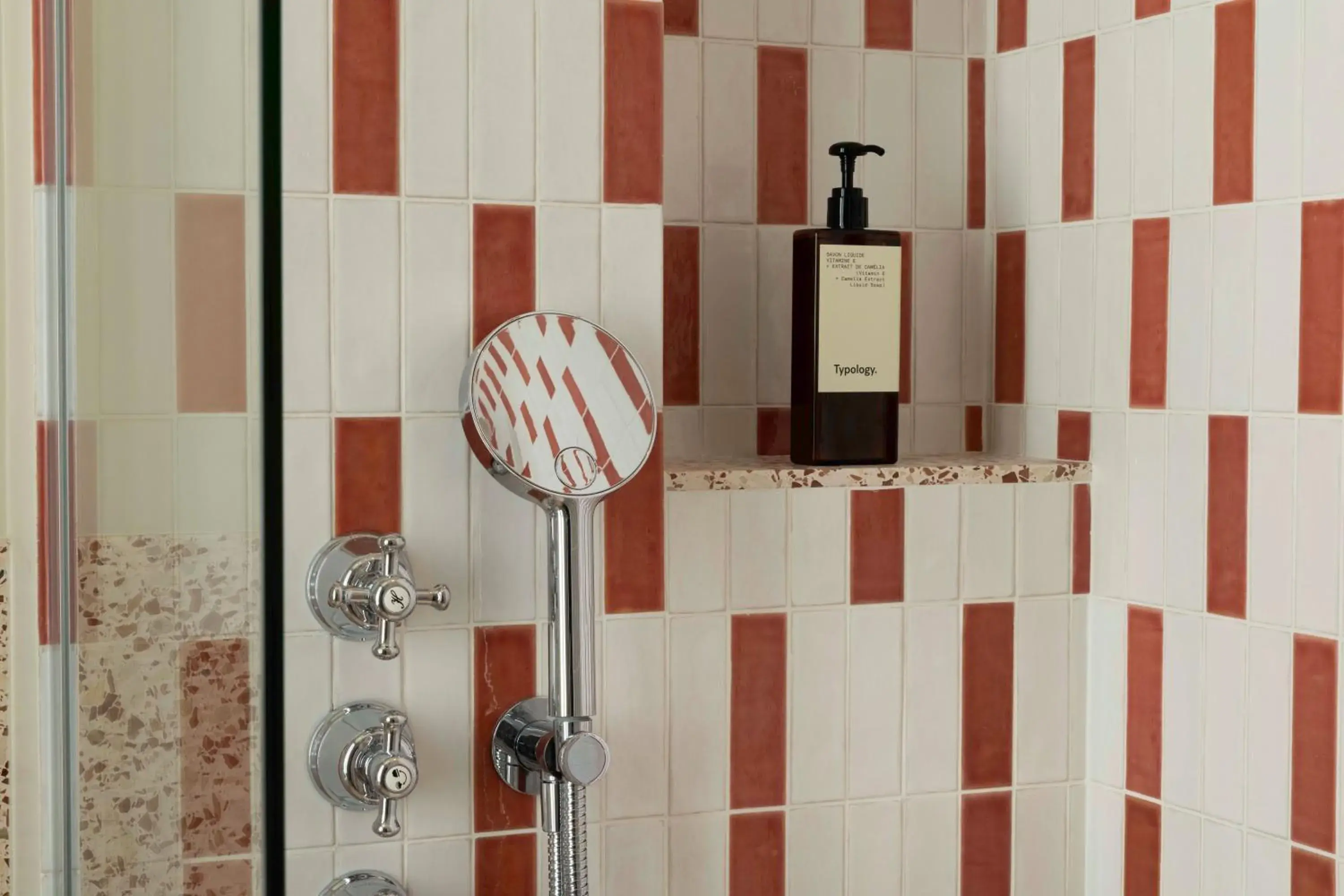 Deluxe Triple Room in Hôtel l'Inattendu Deluxe Triple Room in Hôtel l'Inattendu