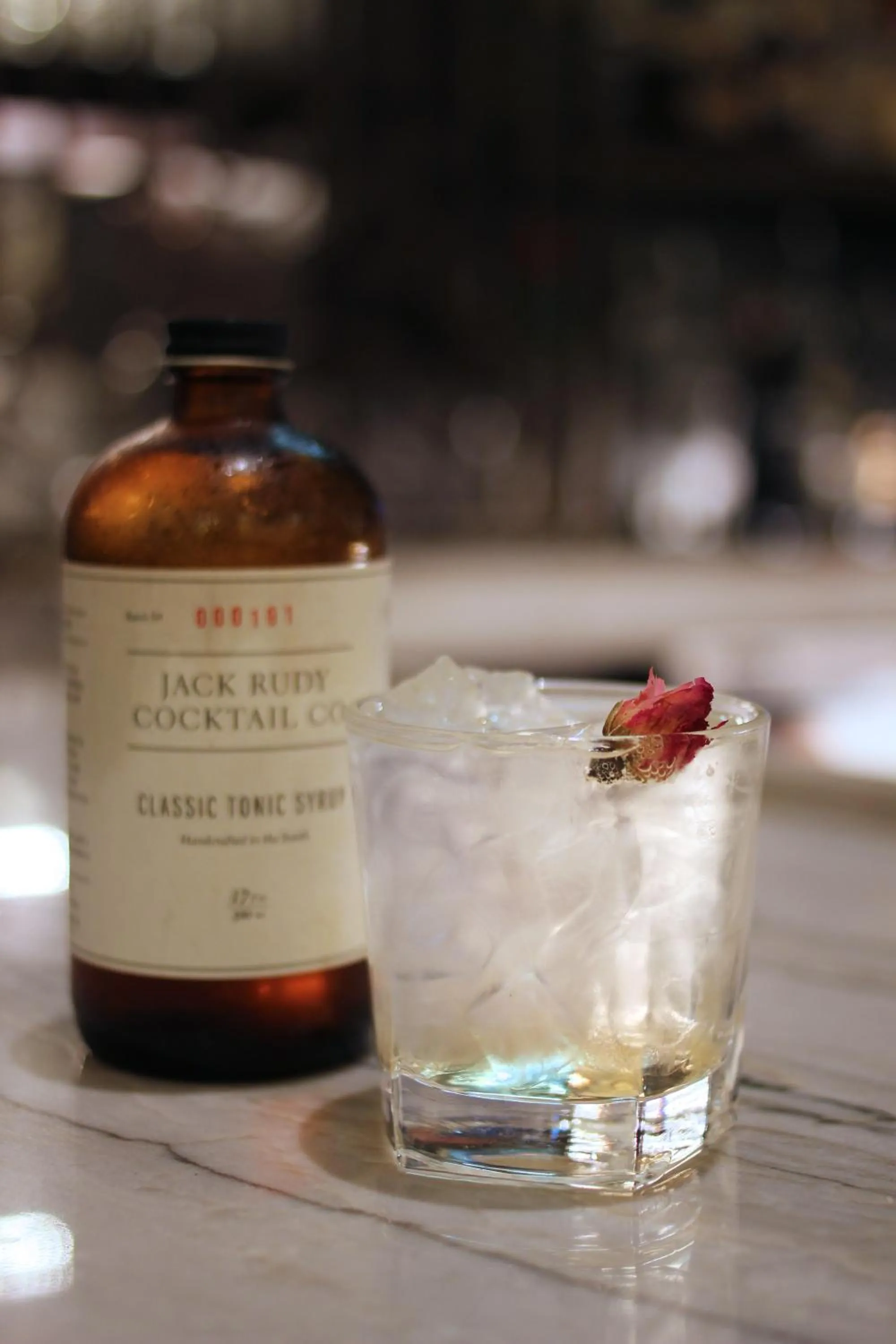 Alcoholic drinks in NOPSI Hotel New Orleans