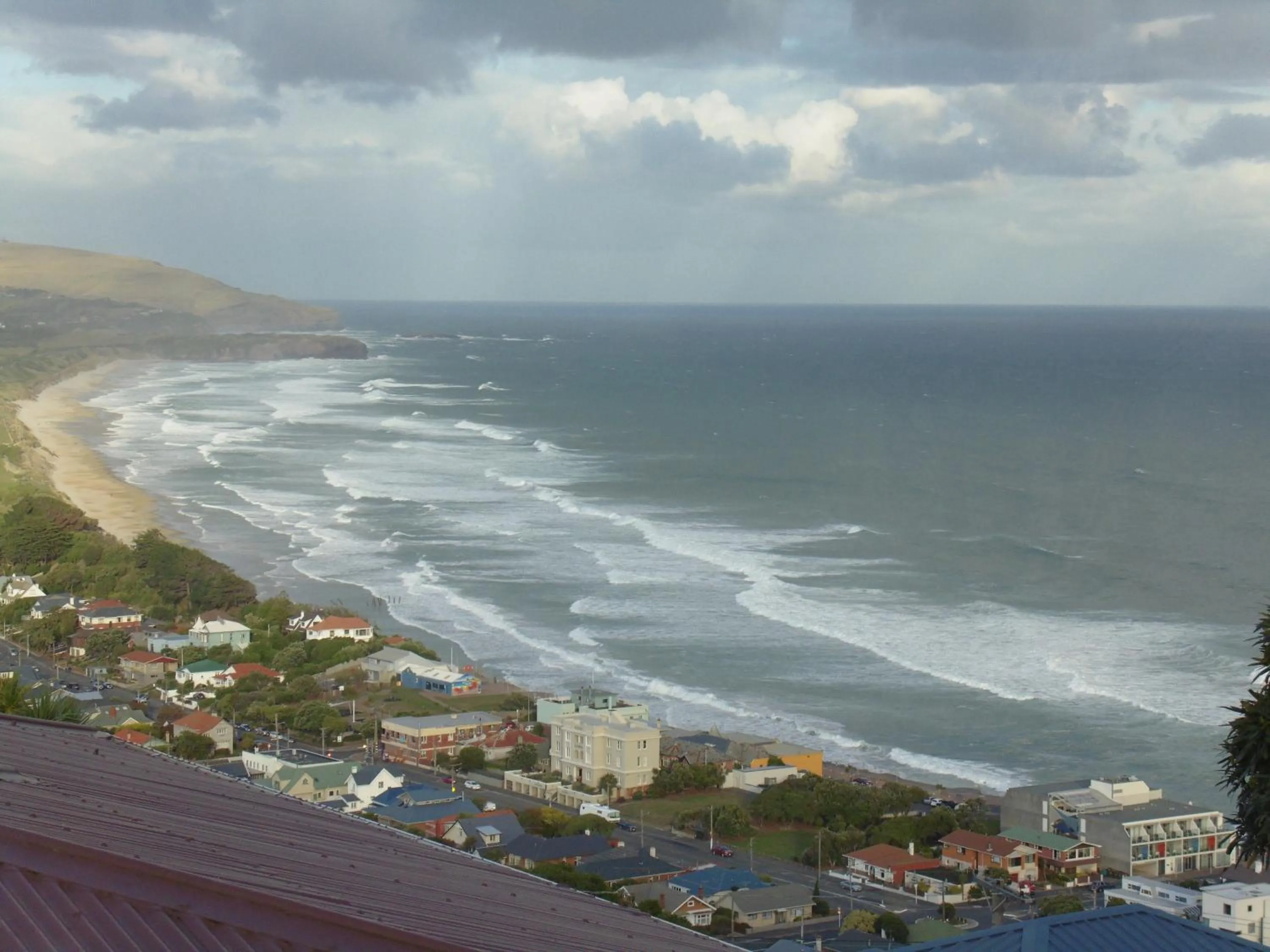 Beach in Rosemount B&B by the Sea St Clair