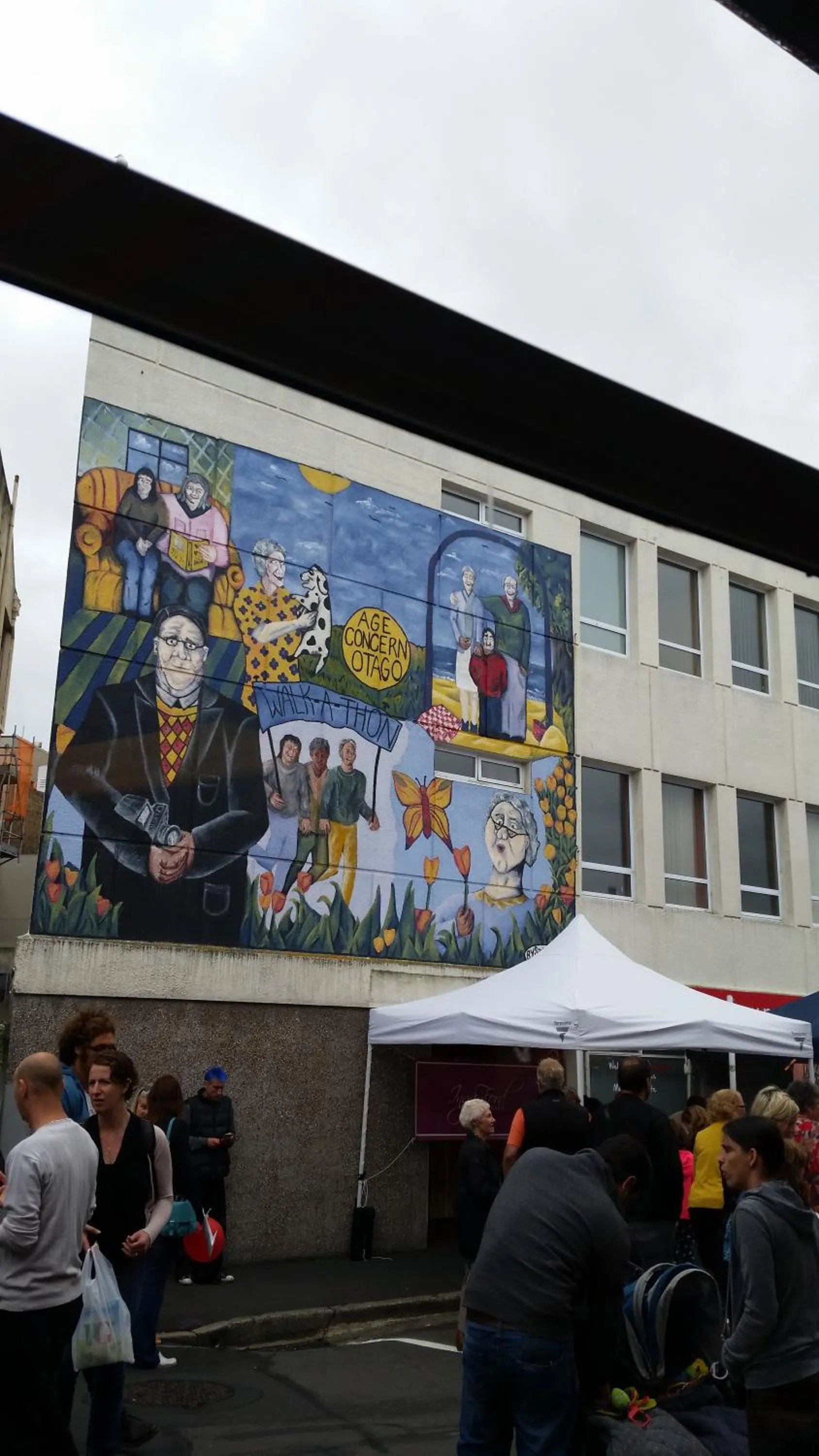 Decorative detail in Rosemount B&B by the Sea St Clair