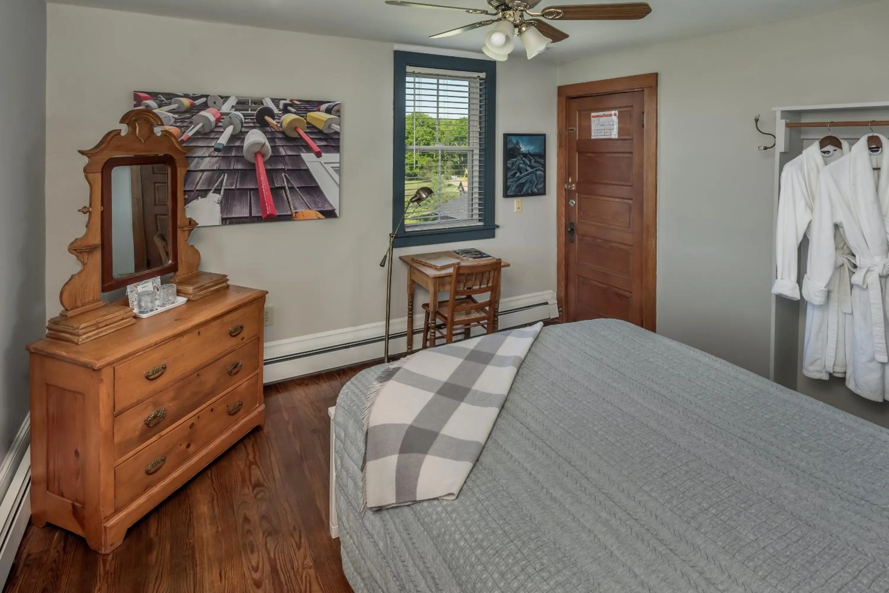 Bedroom, Bed in The Craignair Inn & Causeway Restaurant
