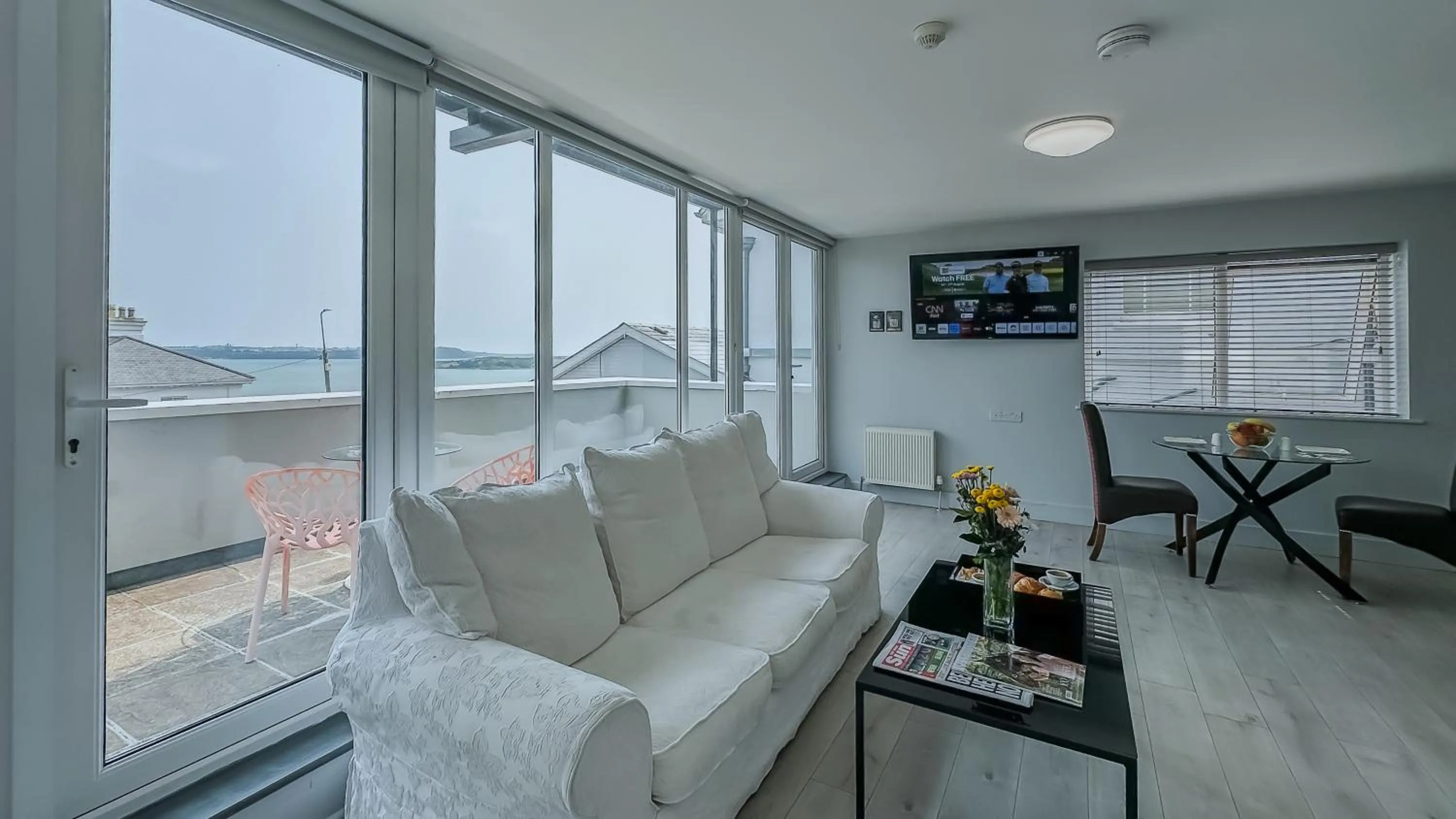 Living room in Bella Vista Hotel & Self Catering Suites