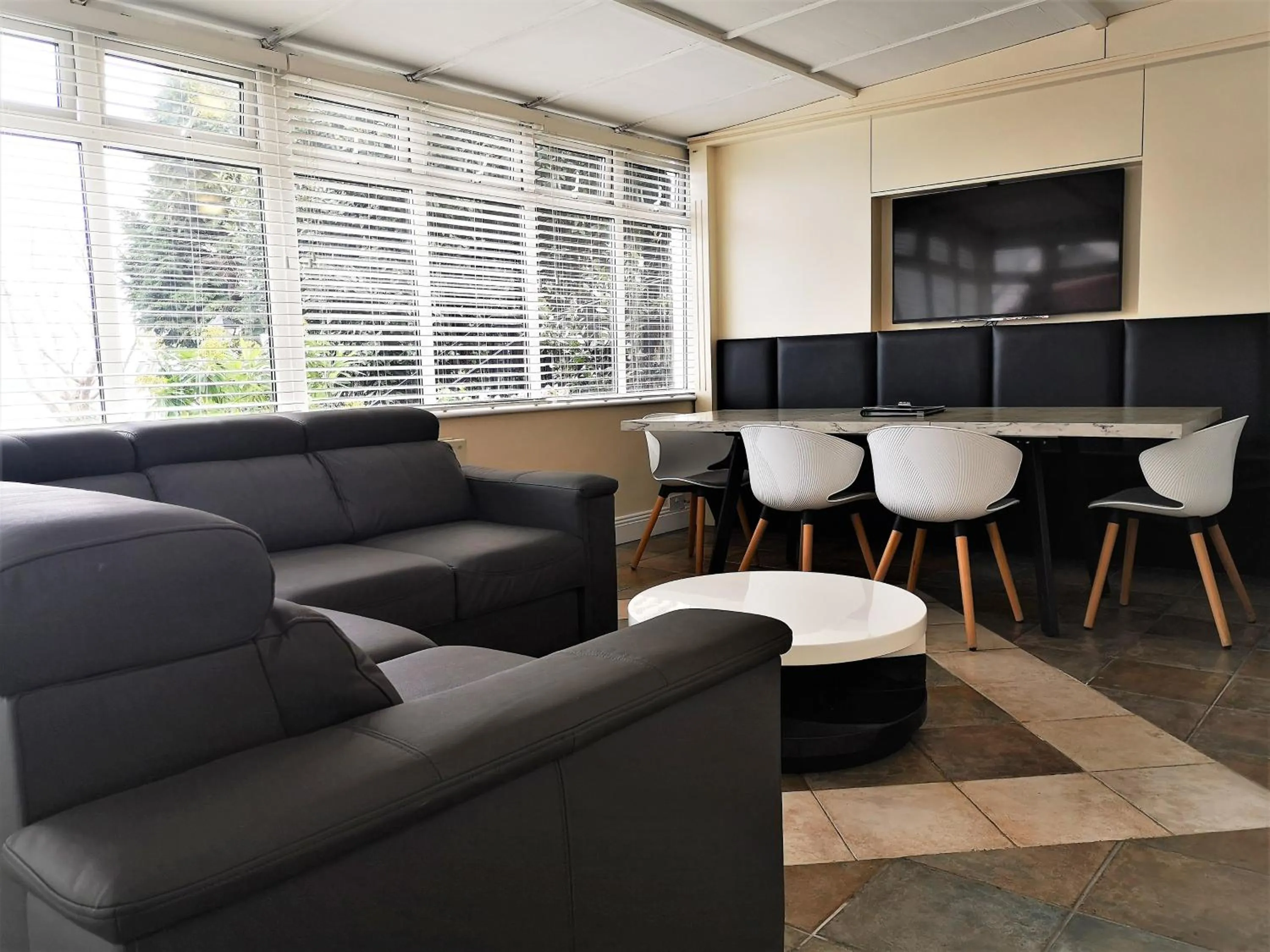 Seating area in Bella Vista Hotel & Self Catering Suites