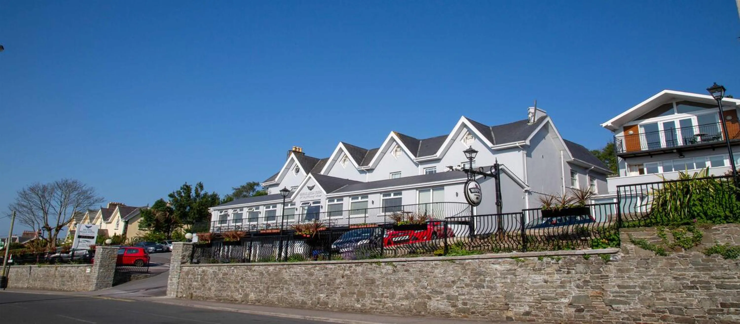 Facade/entrance in Bella Vista Hotel & Self Catering Suites