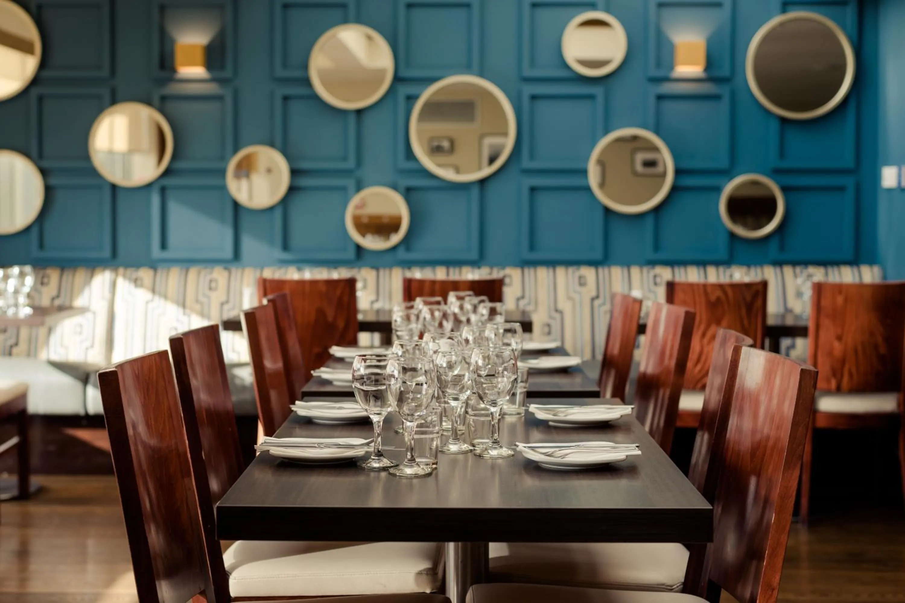 Restaurant/places to eat in Rochestown Lodge Hotel