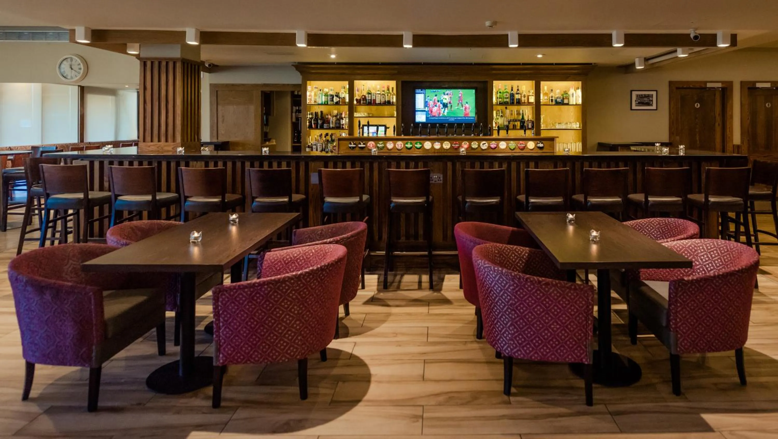 Lounge or bar in Rochestown Lodge Hotel