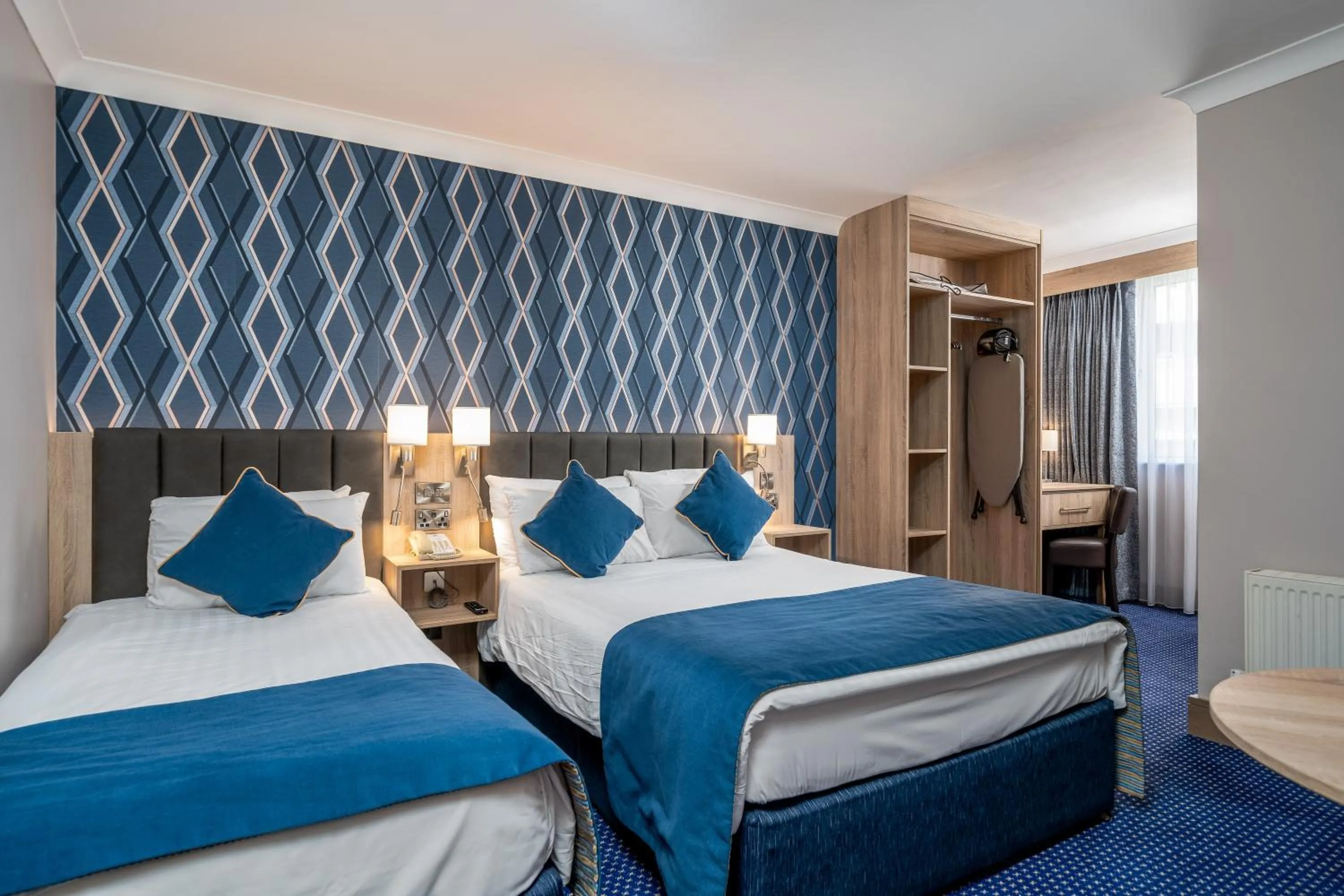 Bed in Rochestown Lodge Hotel