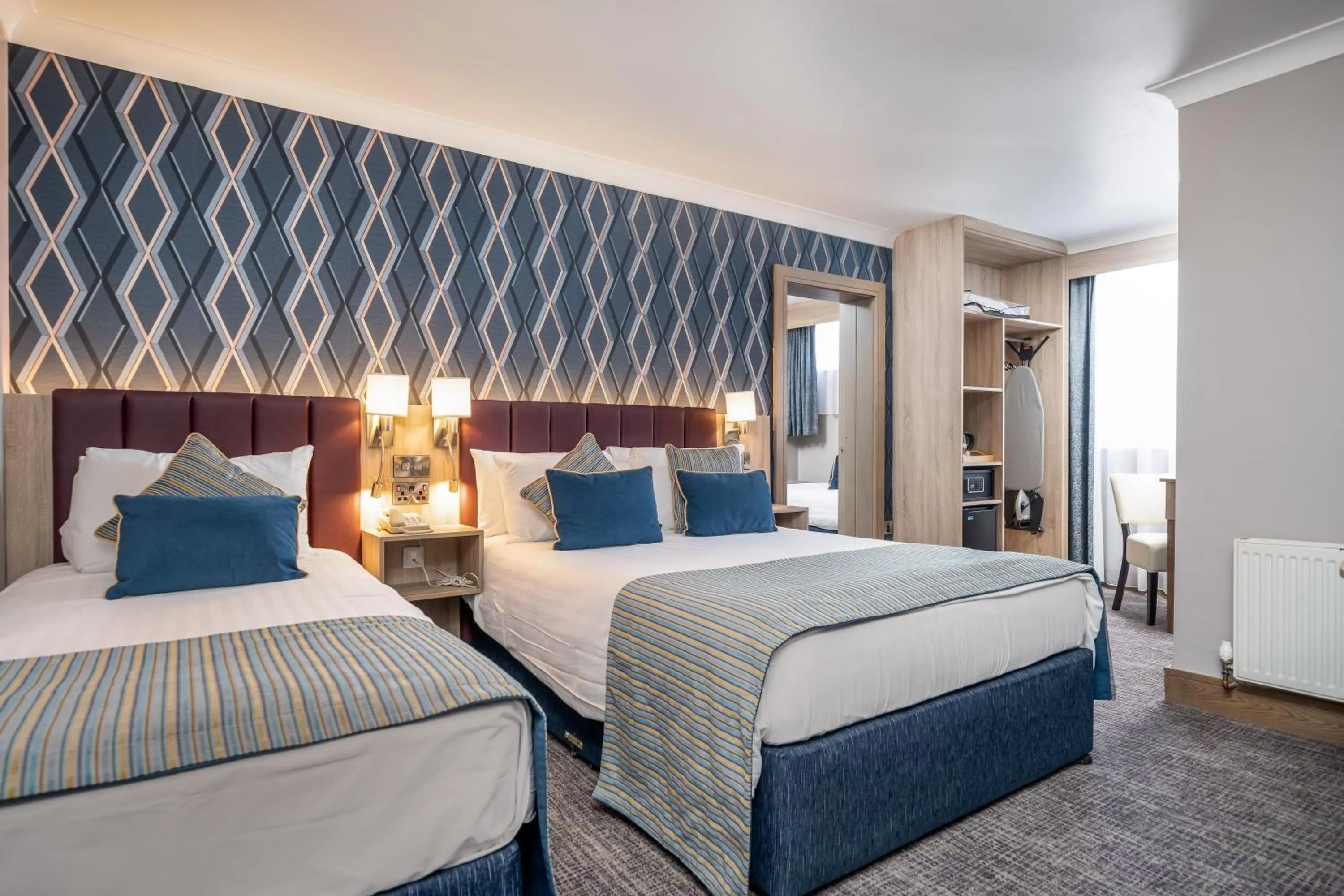 Bed in Rochestown Lodge Hotel