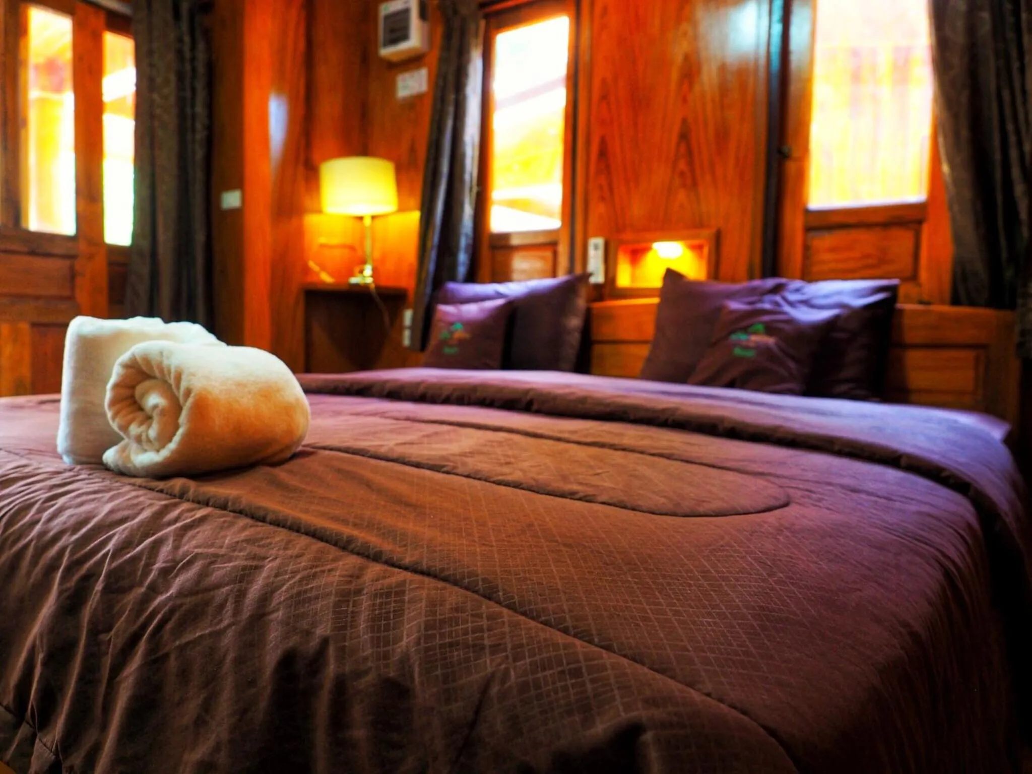 Bed in Baansuan Resort