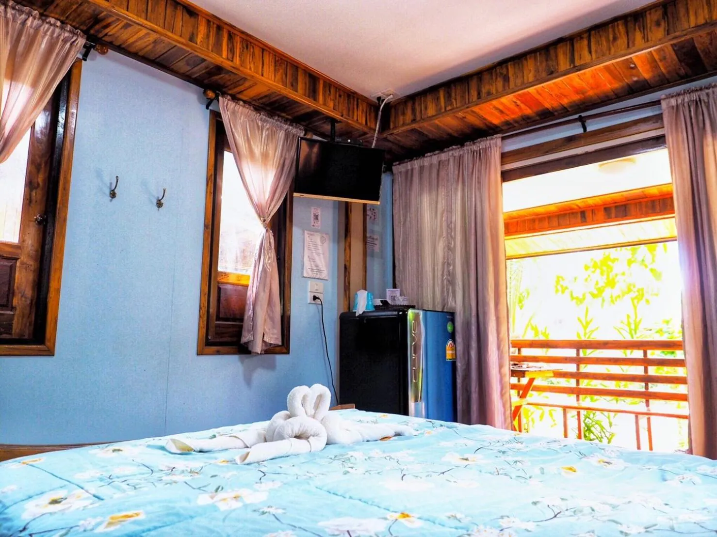 Bed in Baansuan Resort