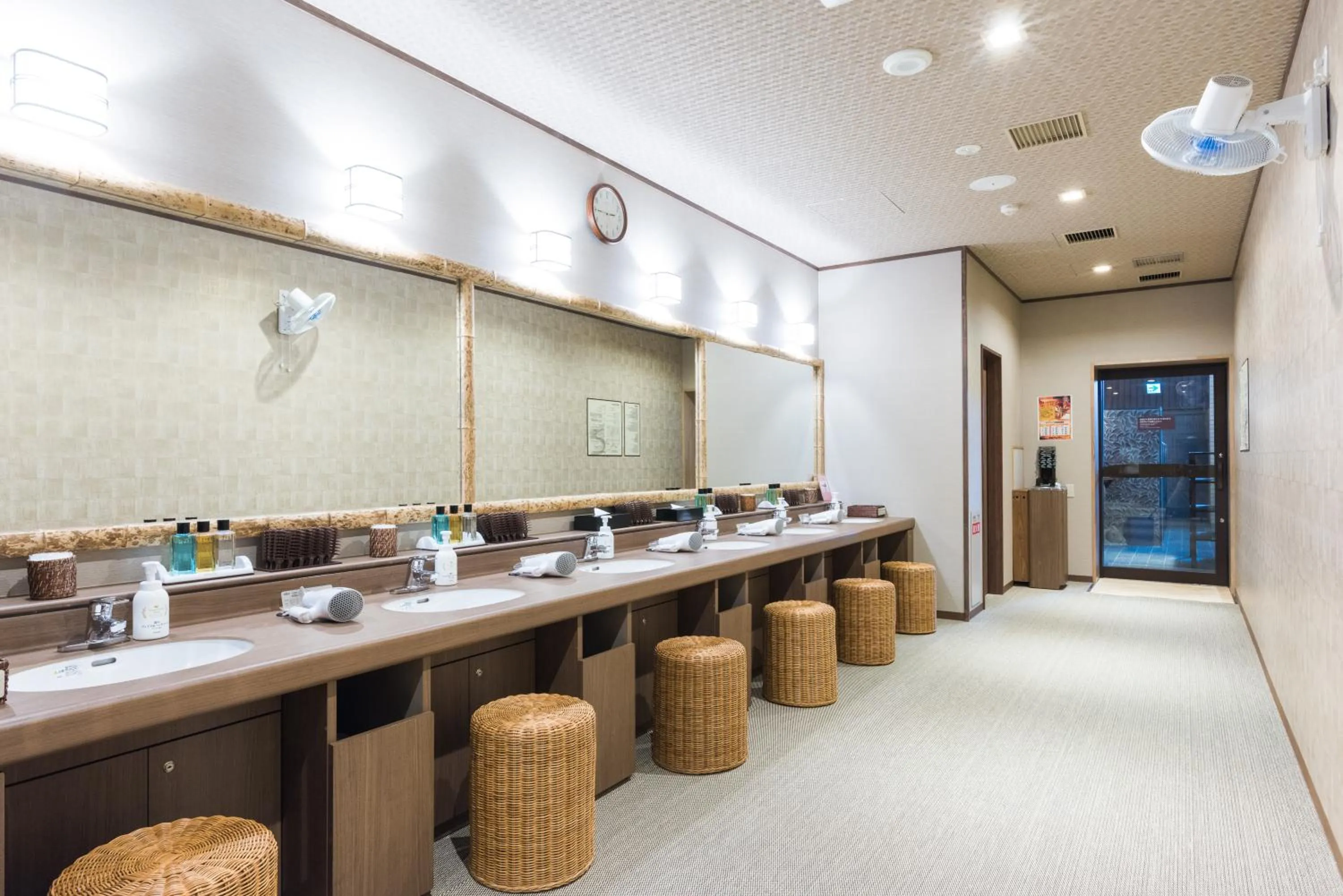 Spa and wellness centre/facilities in Dormy Inn EXPRESS Sendai Seaside