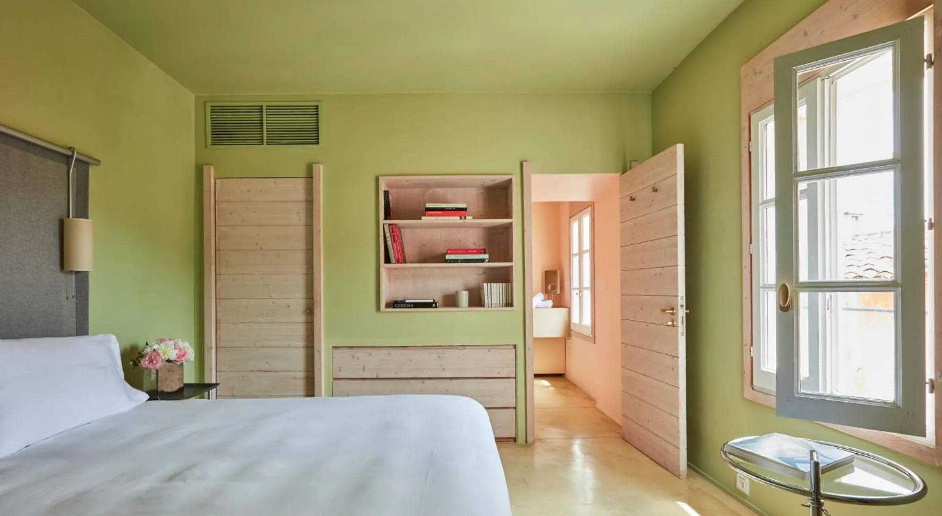 Photo of the whole room, Bed in Domaine des Andéols