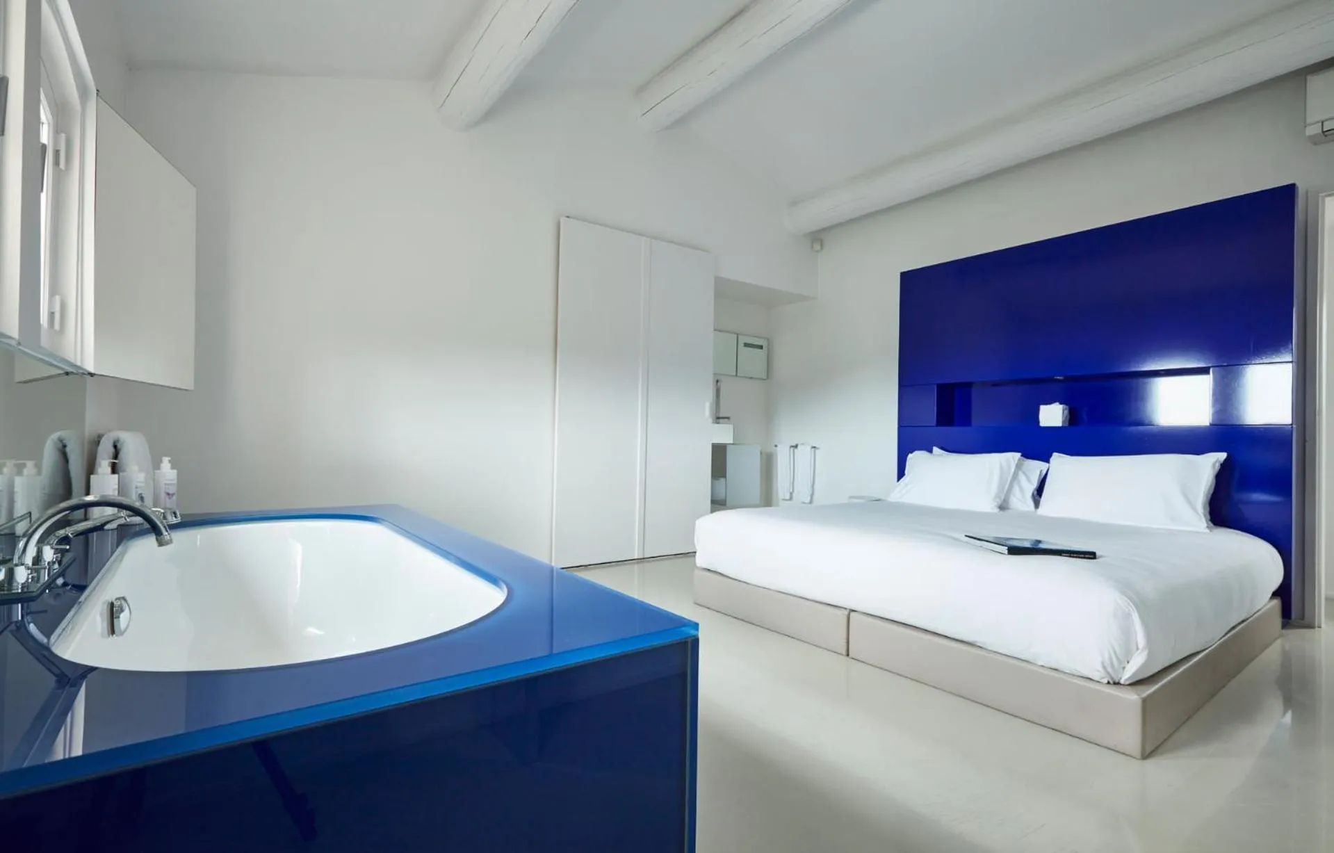 Bed in Domaine des Andéols