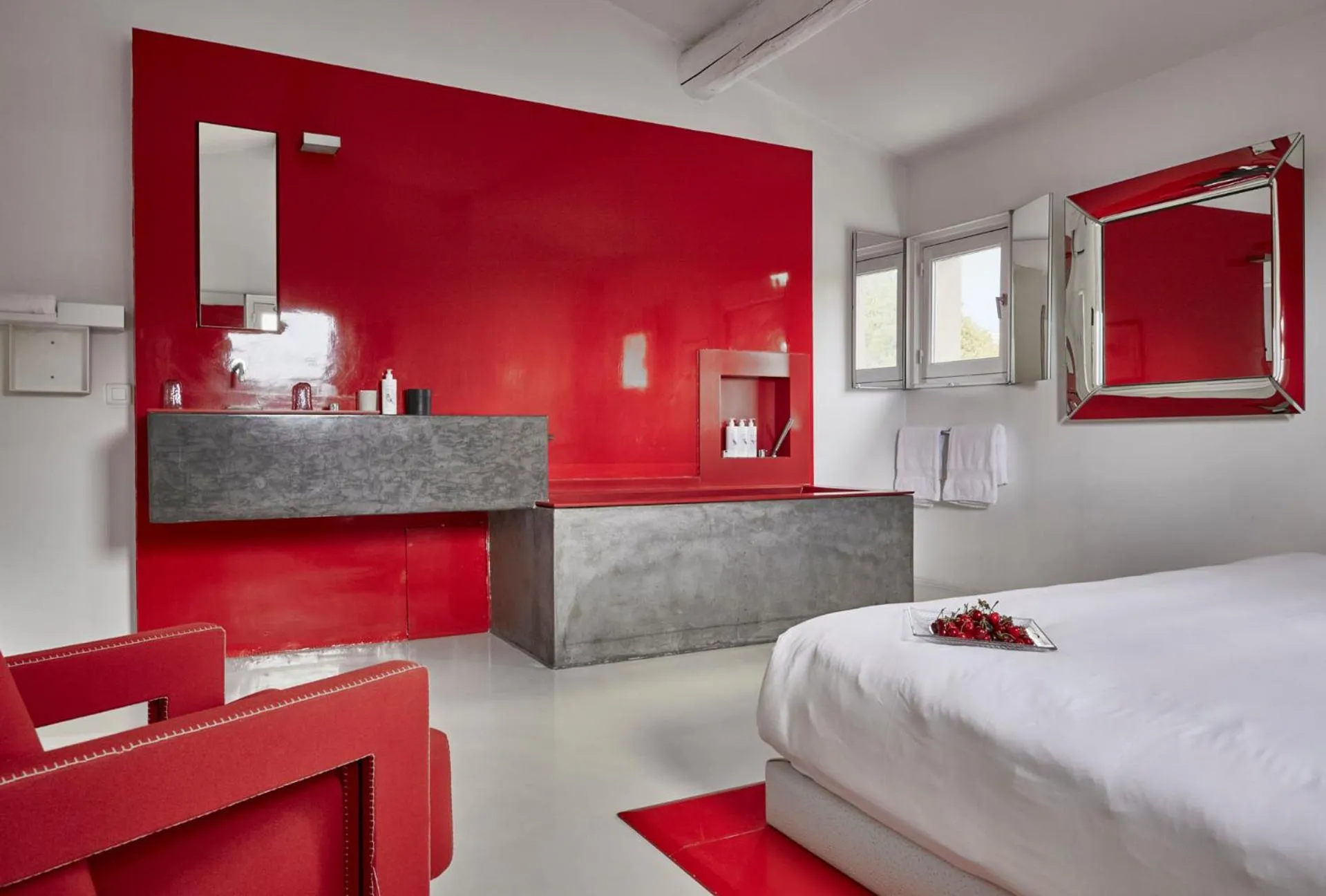 Photo of the whole room, Bed in Domaine des Andéols