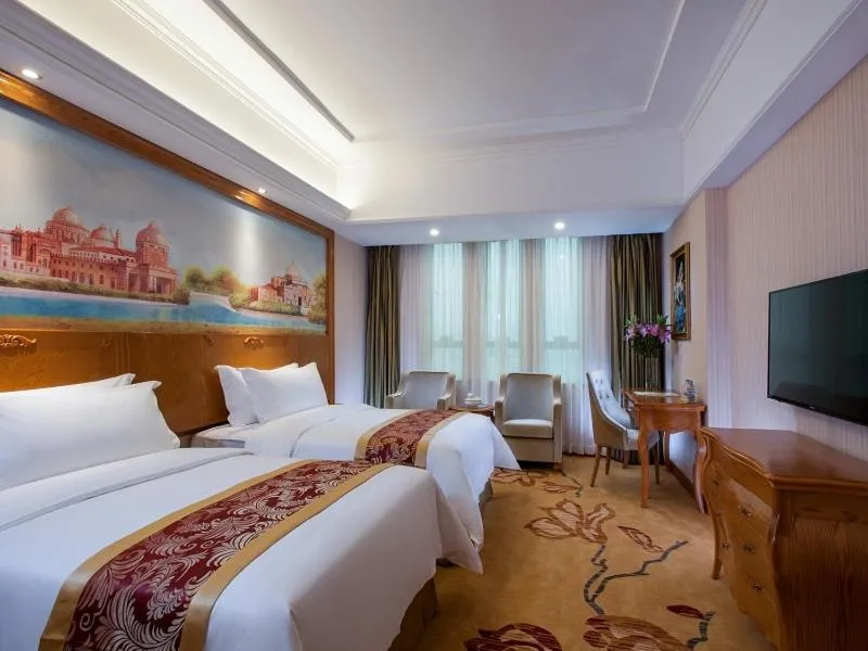 Bed in Vienna Hotel Jieyang Danpu Road