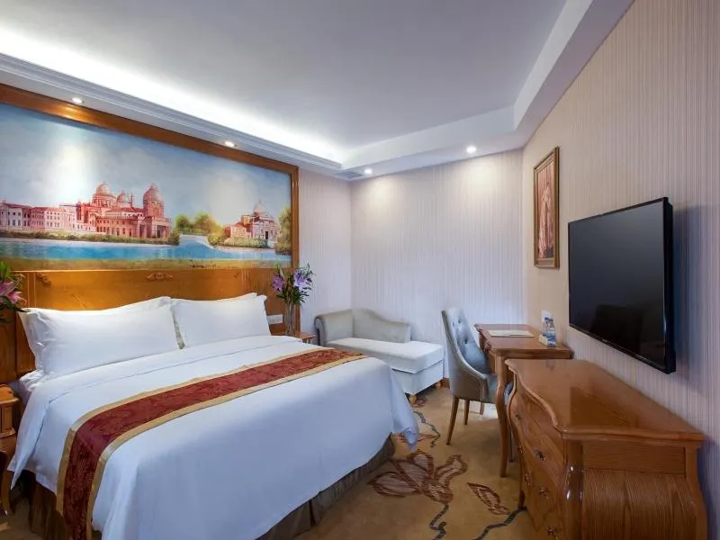 Bed in Vienna Hotel Jieyang Danpu Road