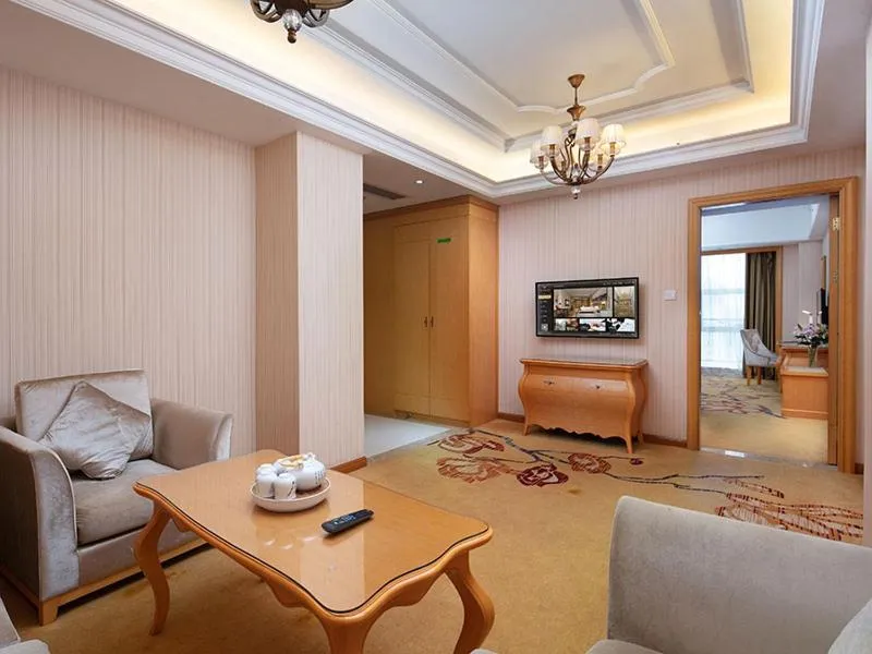 Vienna International Hotel Jiujiang Shili Street