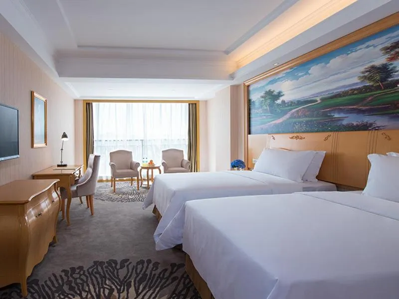 Bed in Vienna Hotel Dongguan Tangxia Garden Street