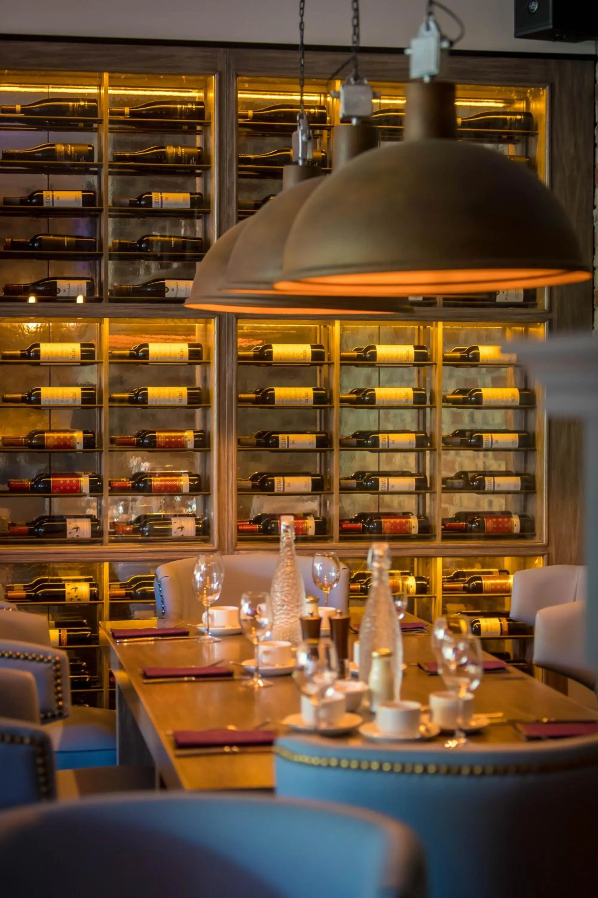 Restaurant/places to eat in Harbour Hotel