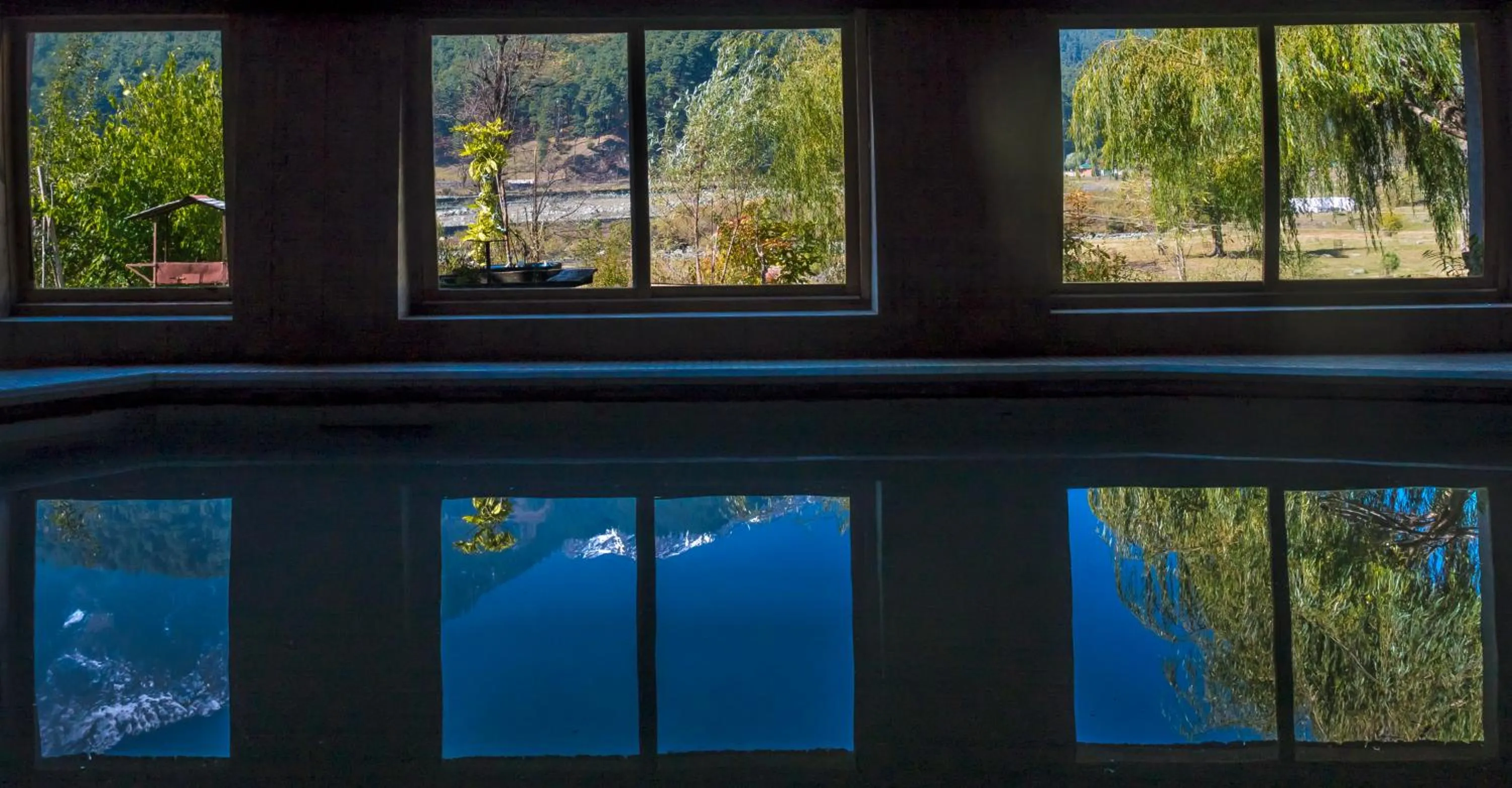 Swimming pool in Pahalgam Hotel