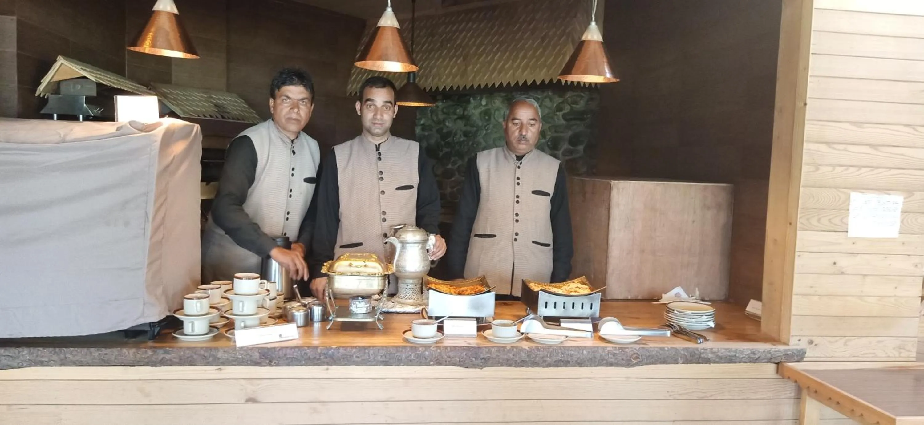 Coffee/tea facilities in Pahalgam Hotel