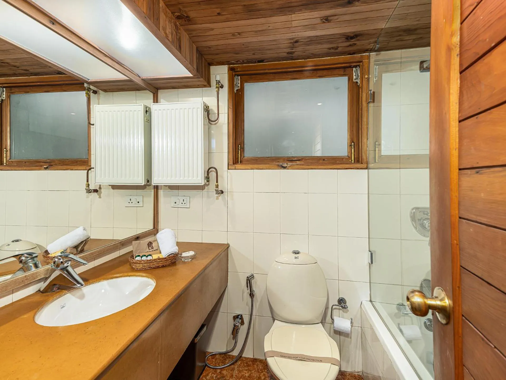 Bathroom in Pahalgam Hotel