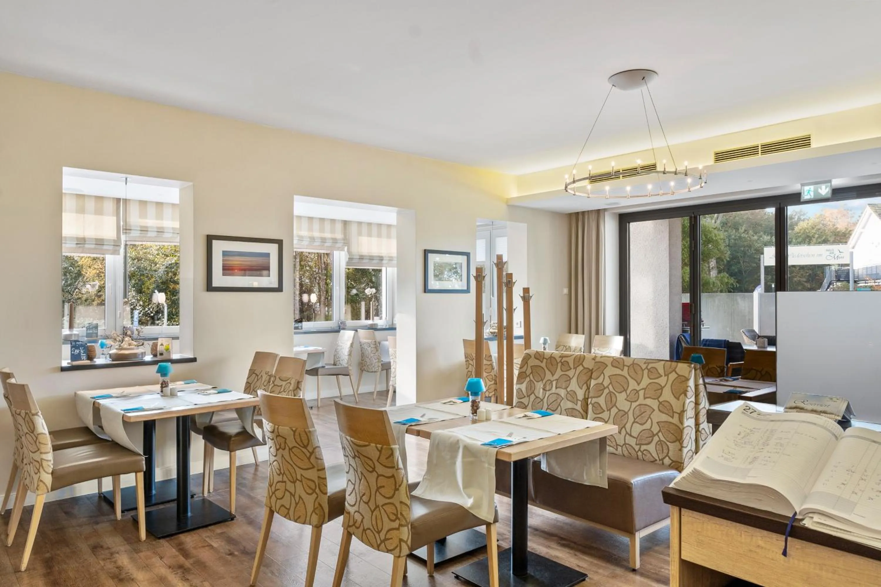 Restaurant/places to eat in Hotel Haus am Meer