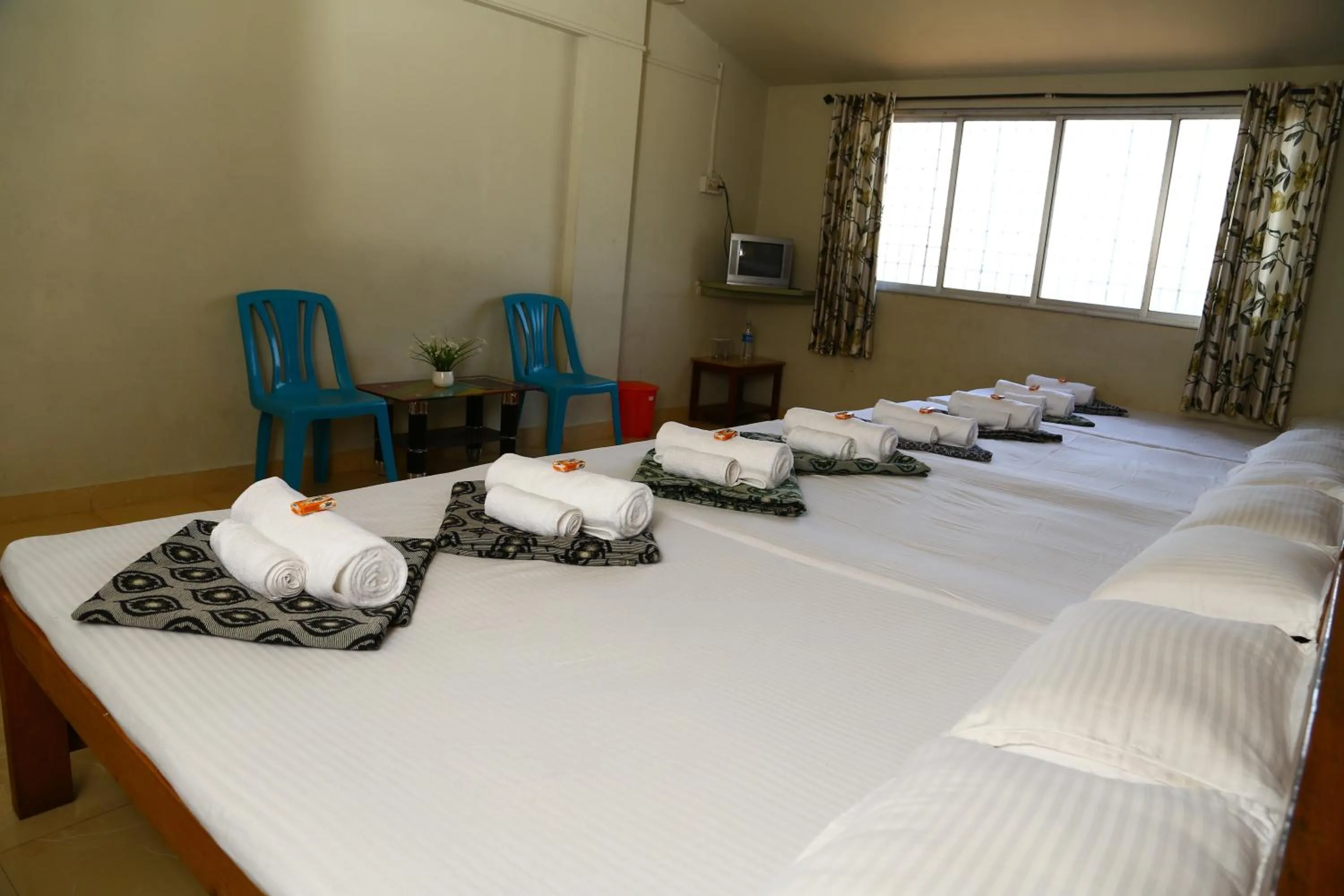 Bed in Atithi Lodge